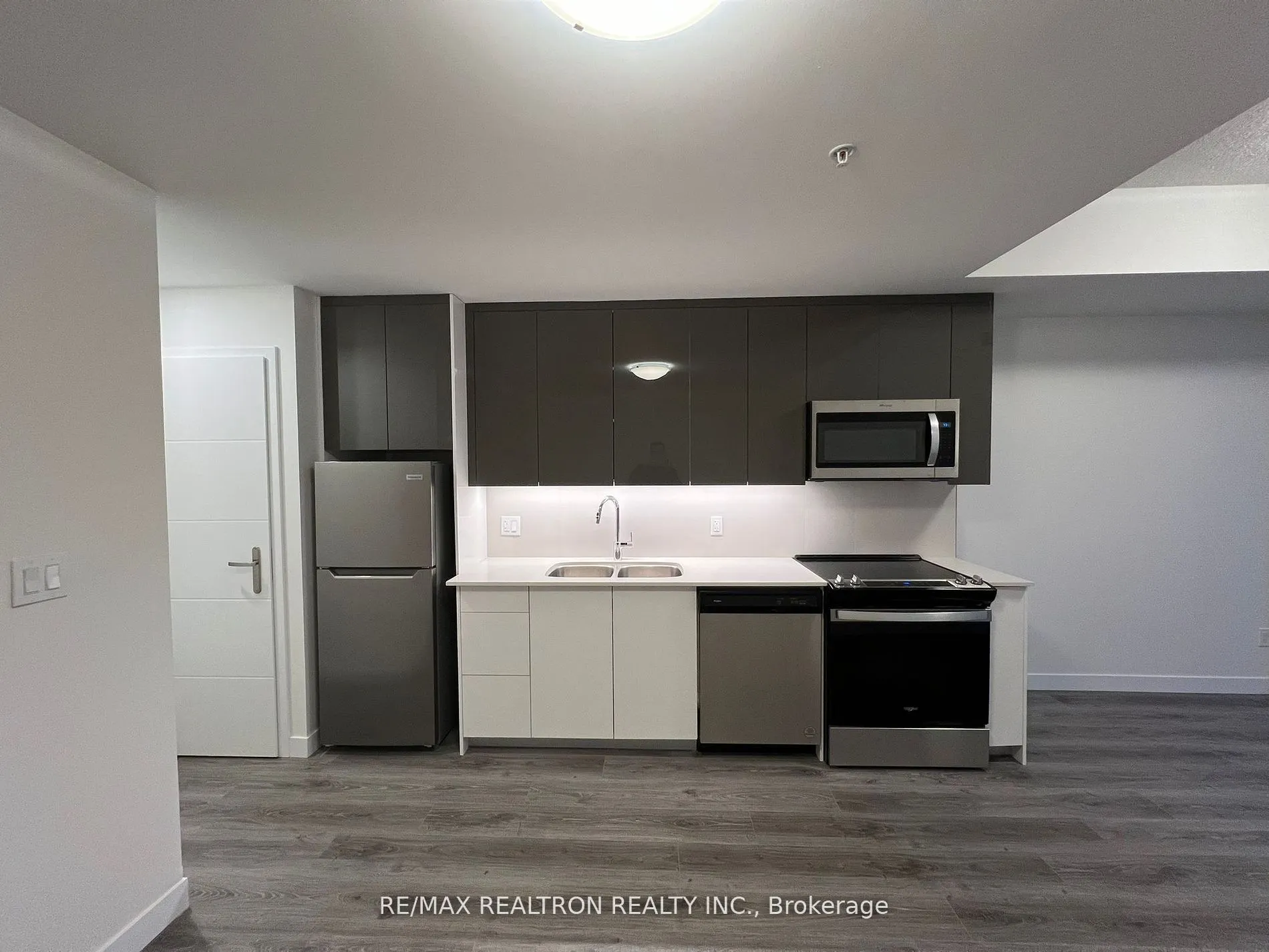 60 Frederick Street, #3805