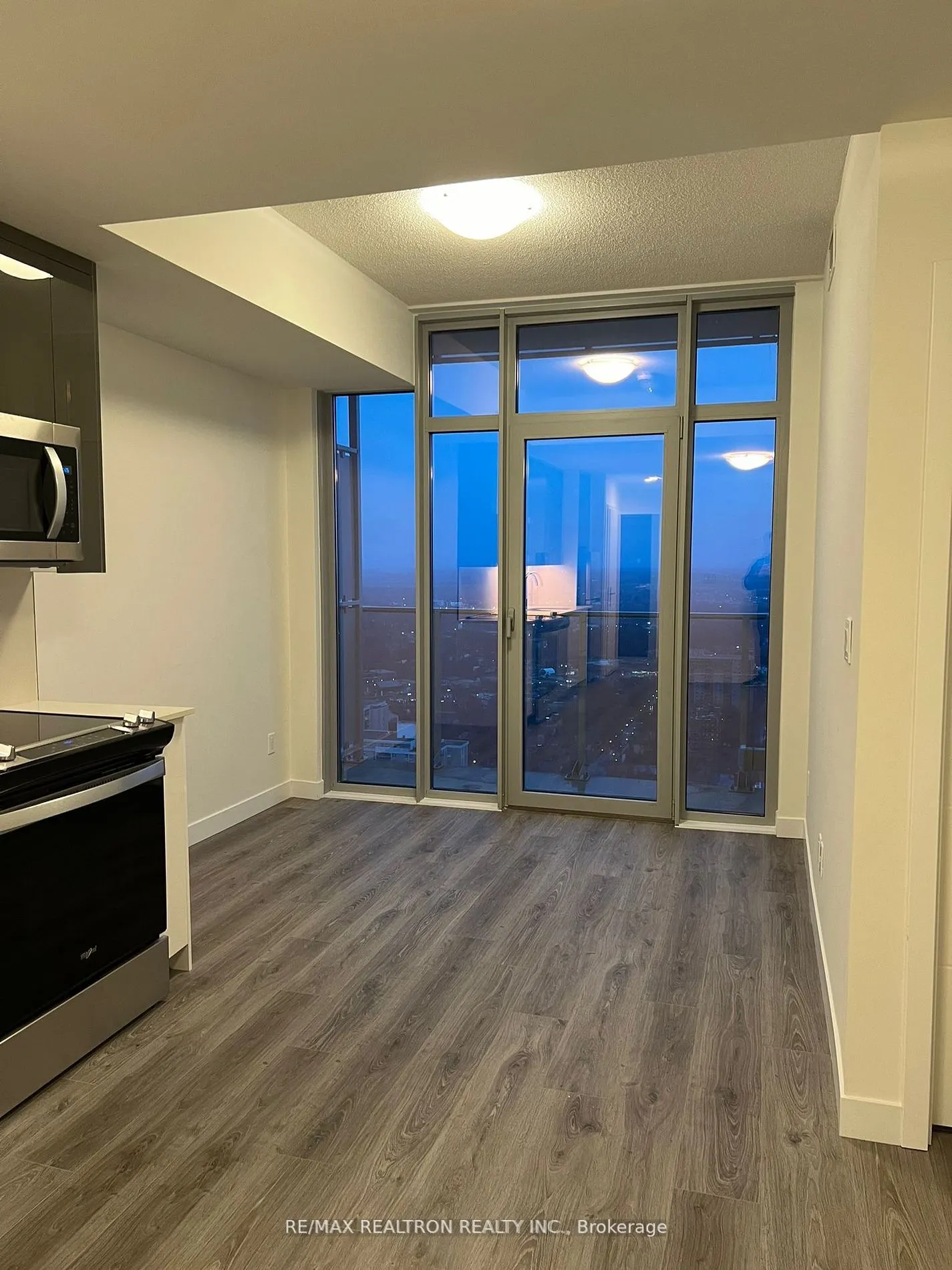 60 Frederick Street, #3805