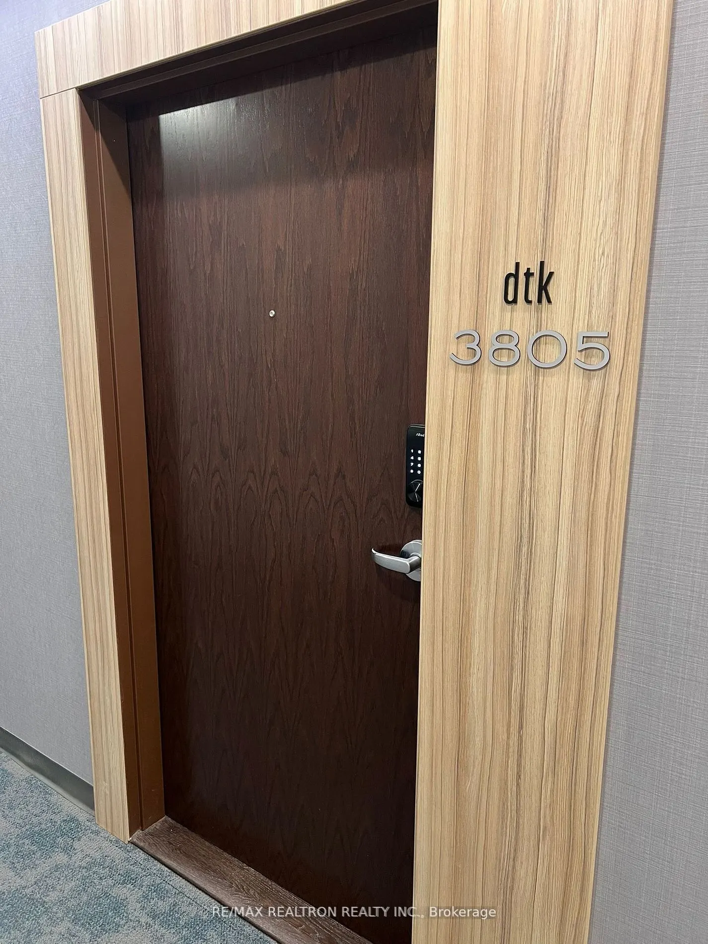 60 Frederick Street, #3805