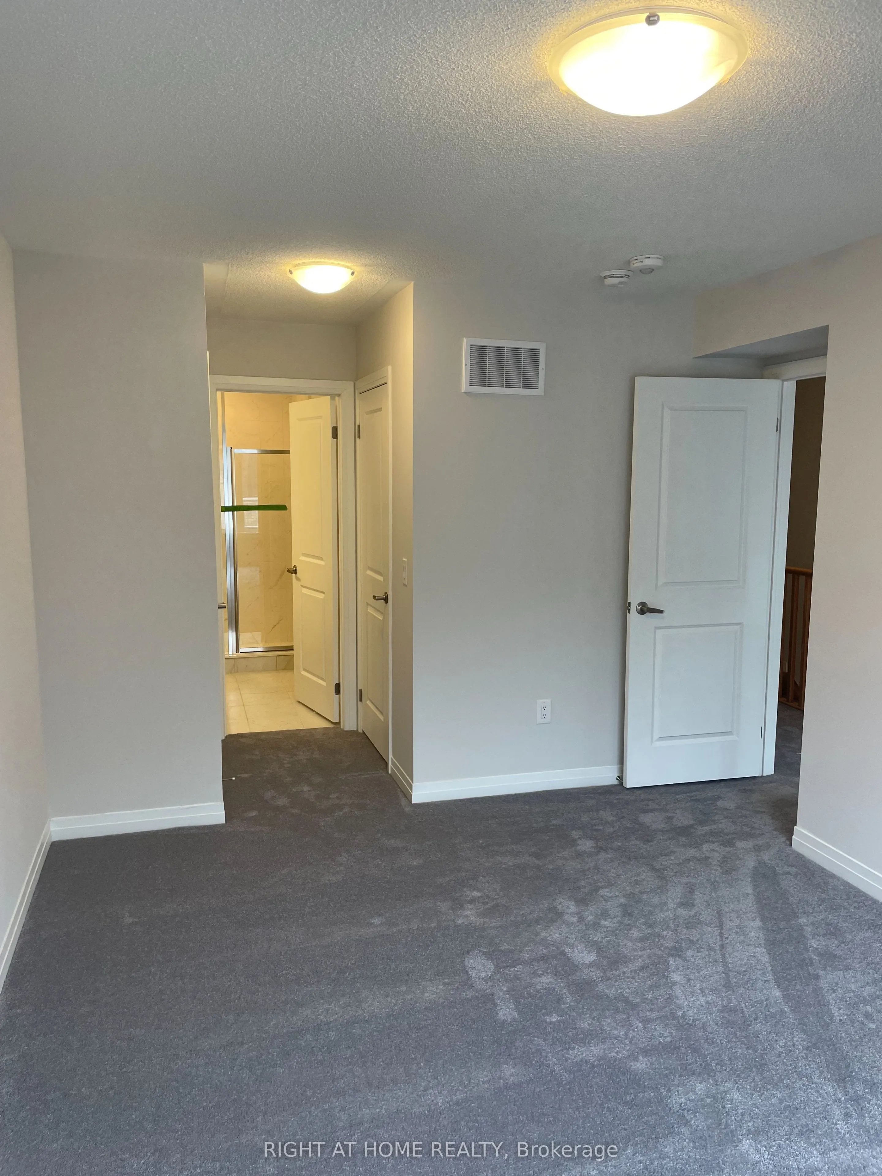 585 Colborne Street E, #906