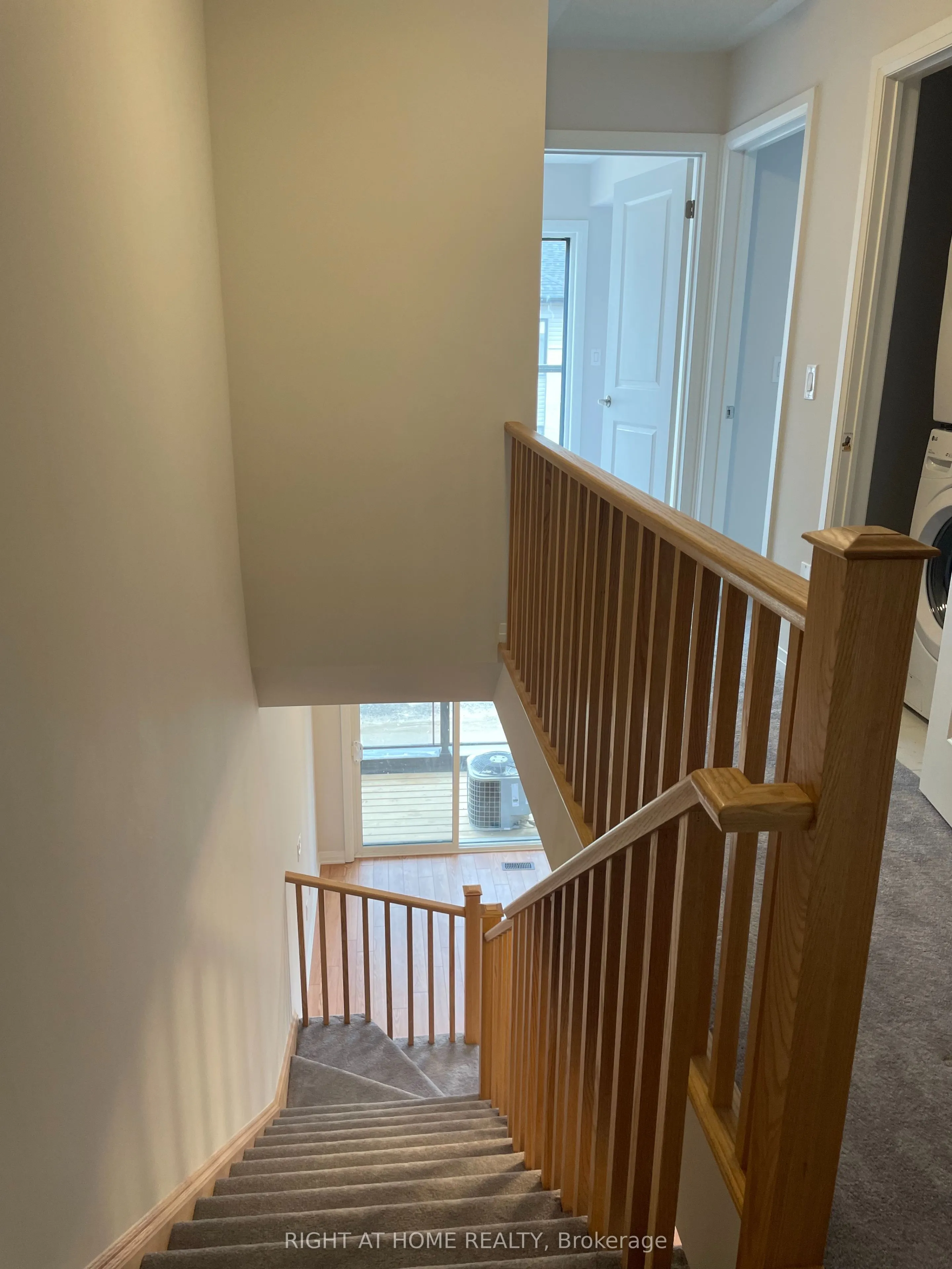 585 Colborne Street E, #906