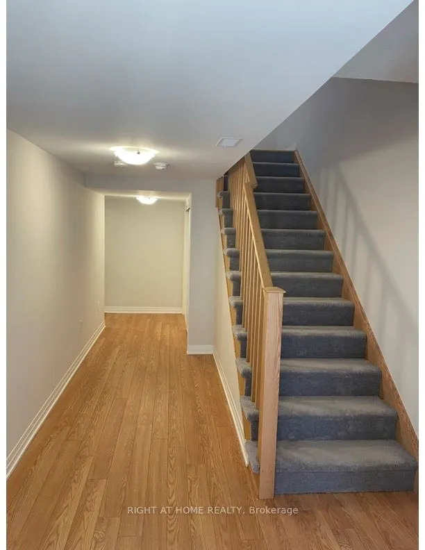 585 Colborne Street E, #906