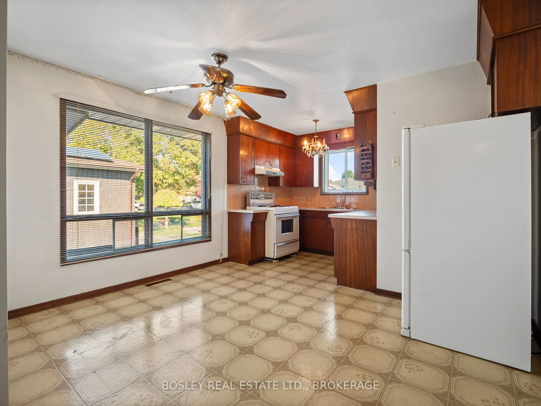 276 Gross Avenue