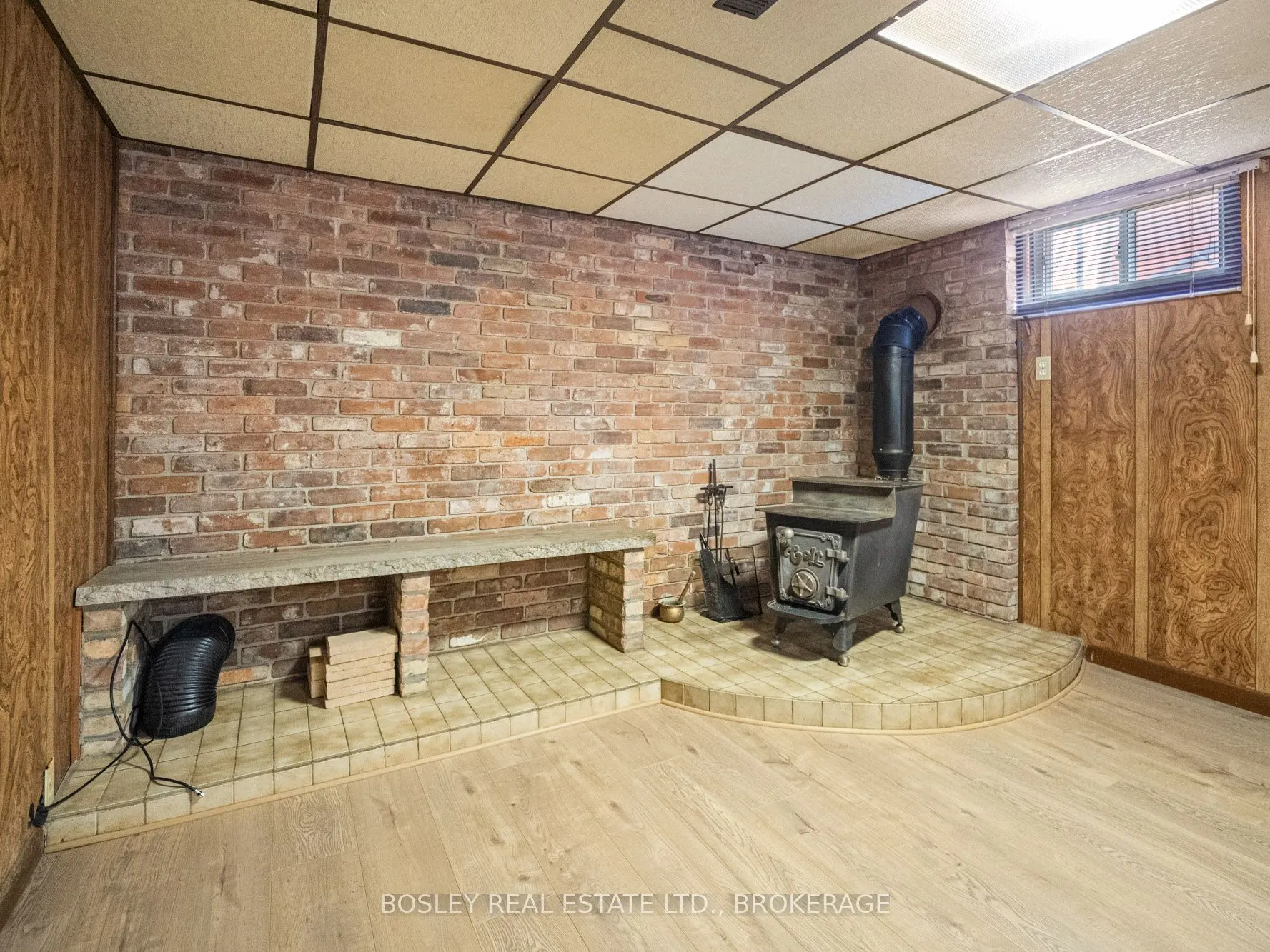276 Gross Avenue