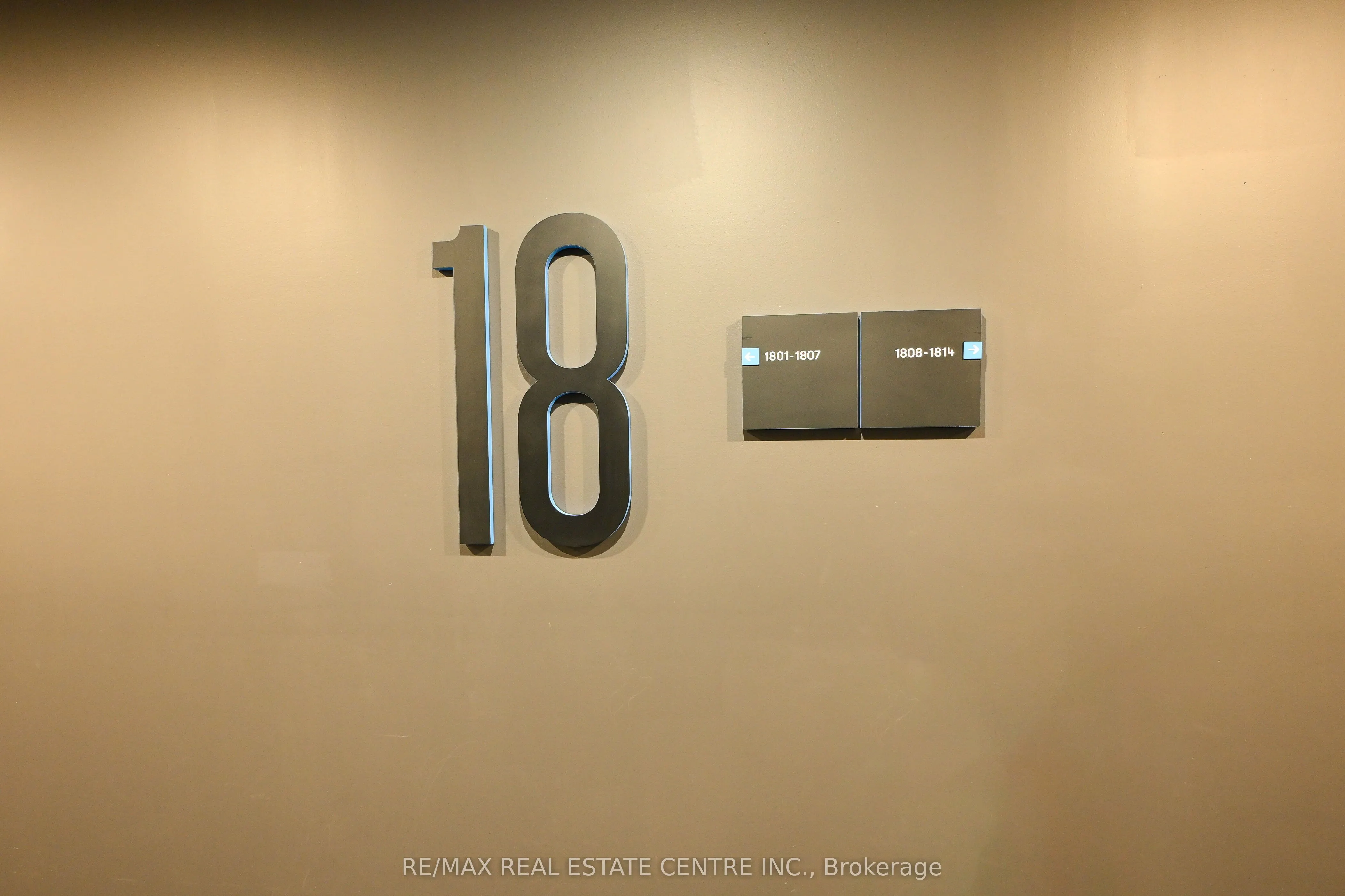 5 Wellington Street S, #1803