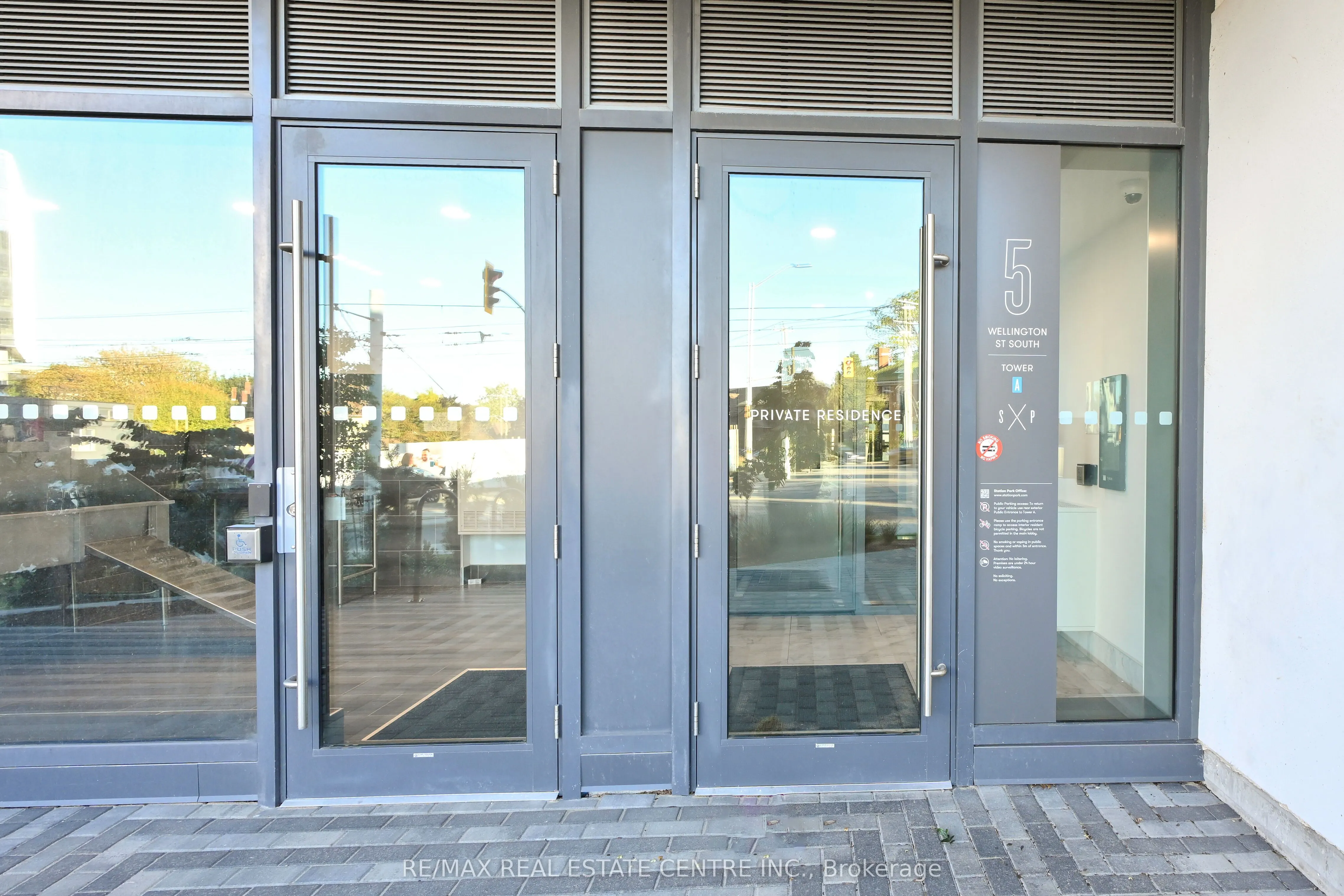 5 Wellington Street S, #1803