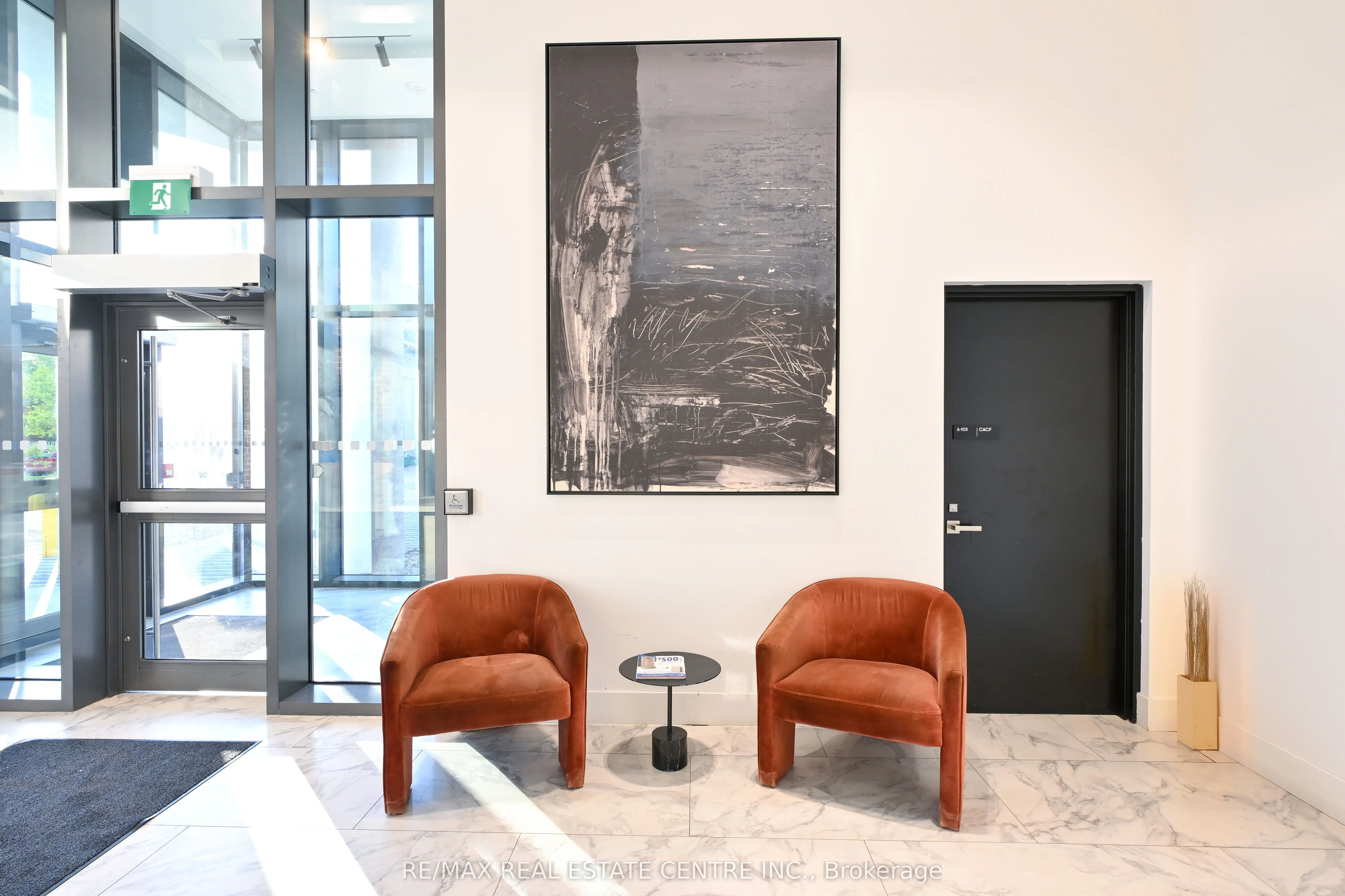 5 Wellington Street S, #1803