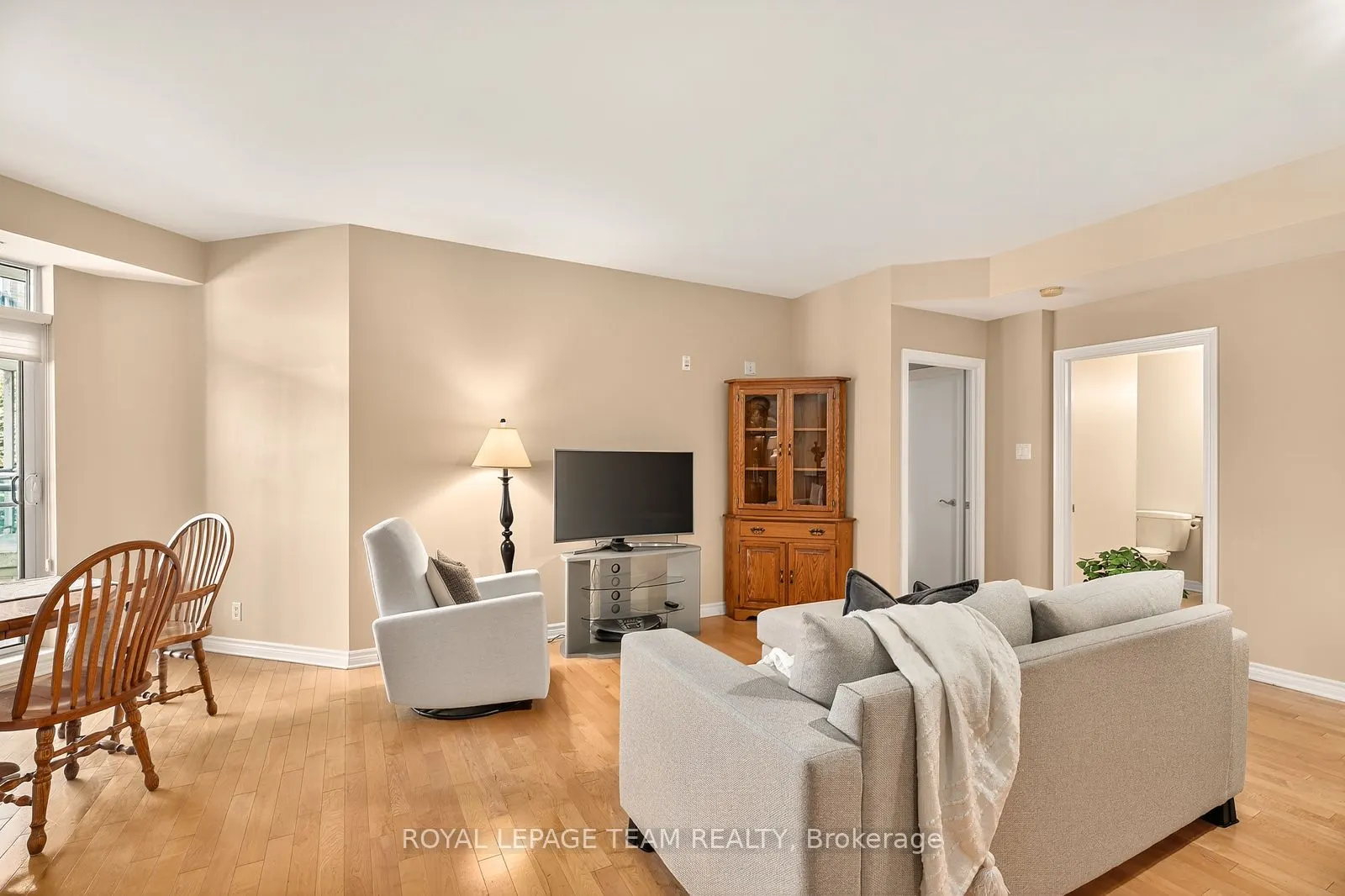 205 Bolton Street, #230