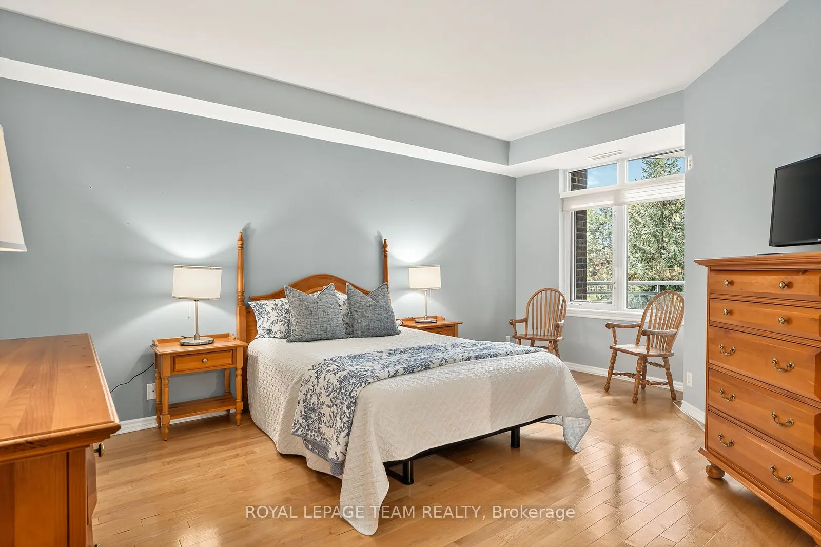 205 Bolton Street, #230