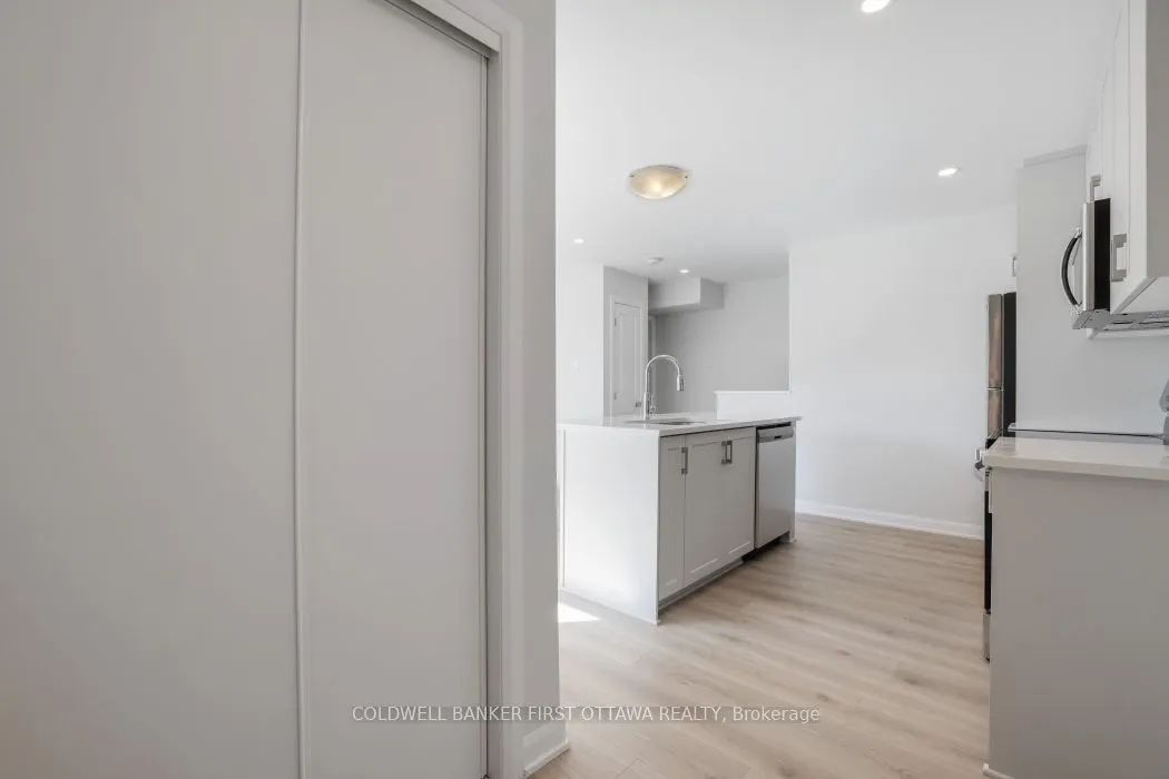917 Creekway Private, #917