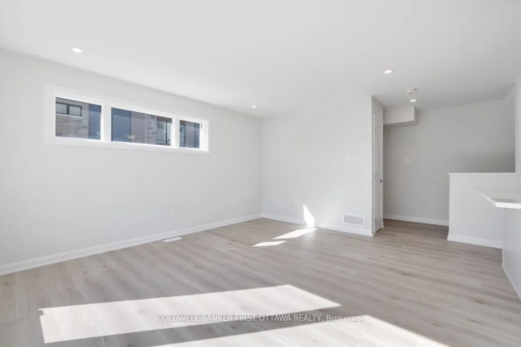 917 Creekway Private, #917