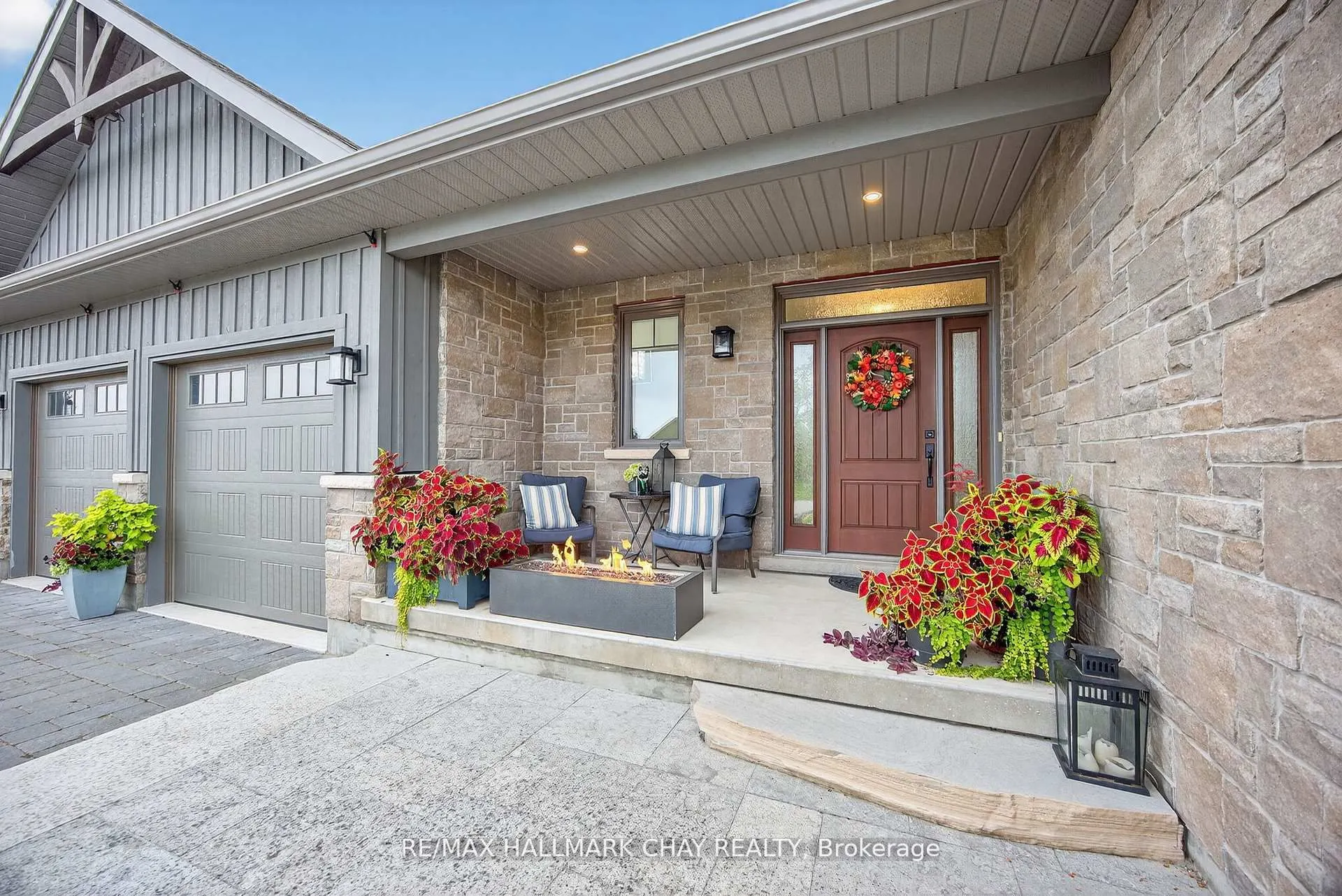 127 High Bluff Lane