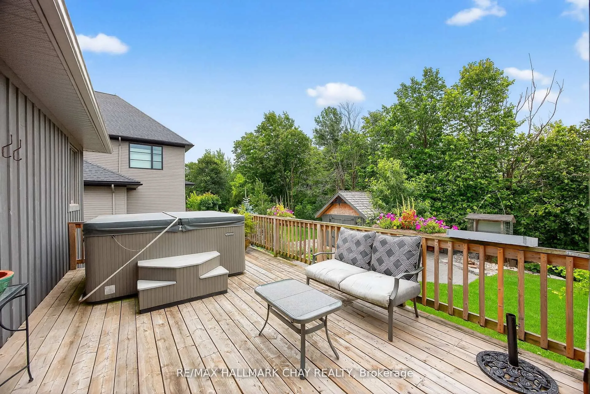 127 High Bluff Lane