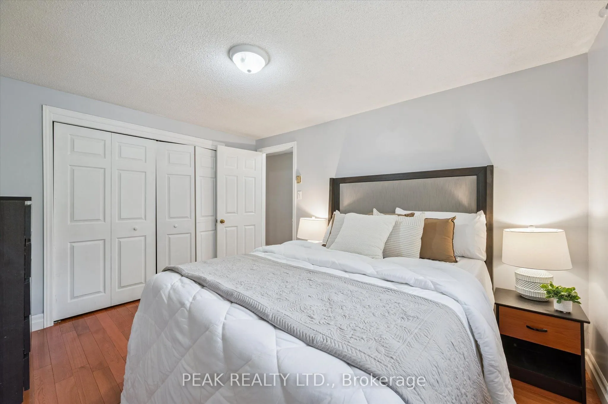 372 Imperial Road S