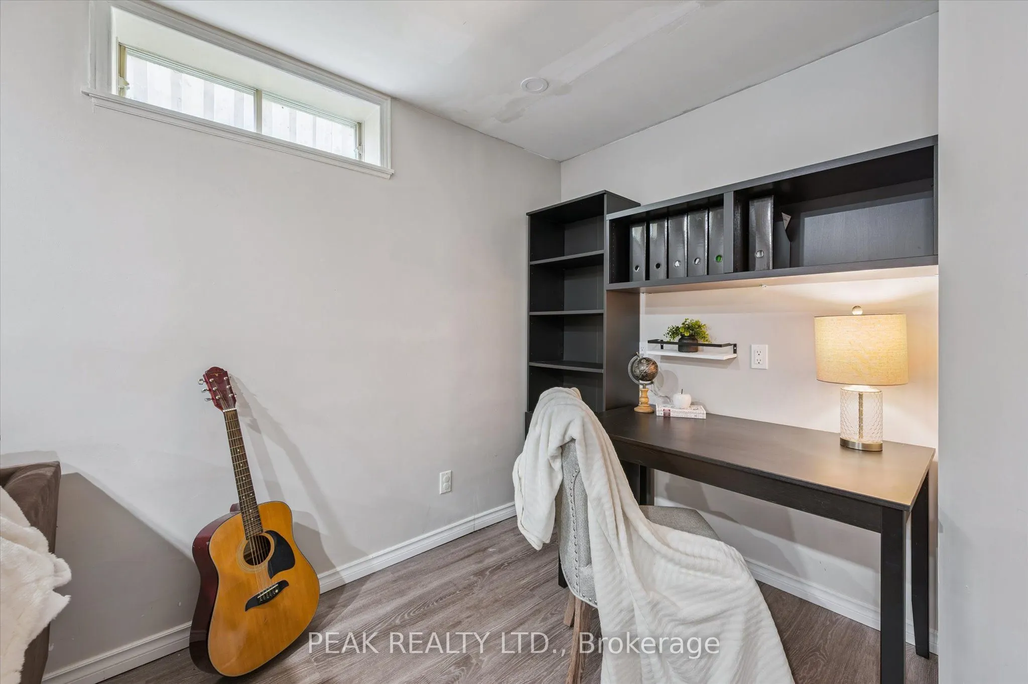 372 Imperial Road S