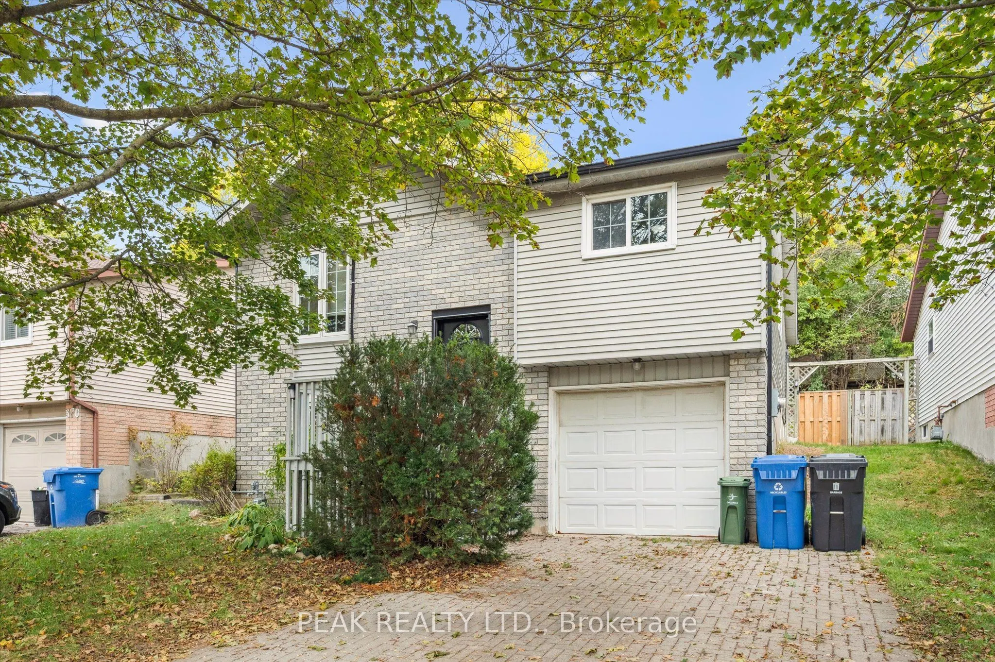 372 Imperial Road S