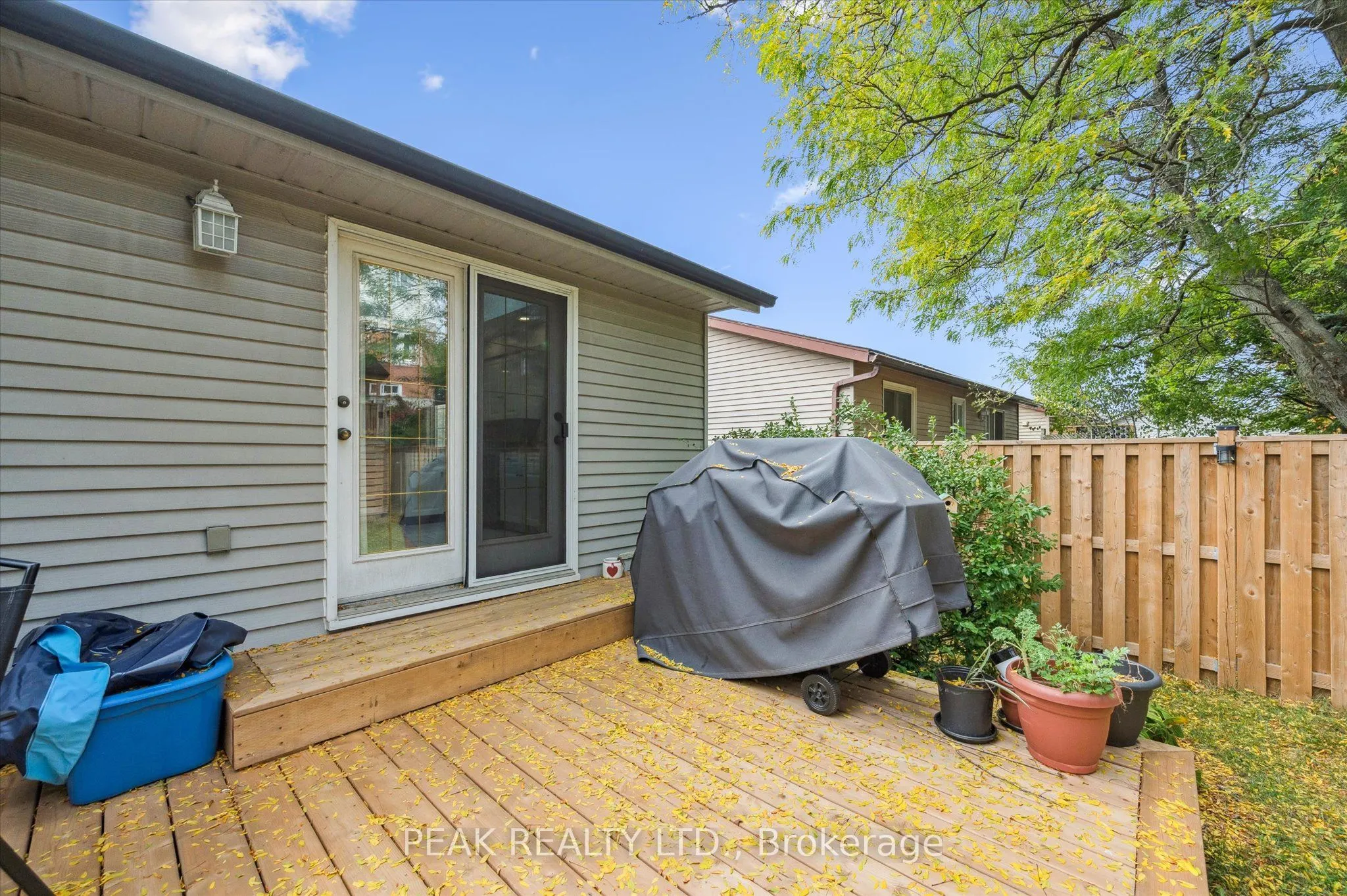 372 Imperial Road S