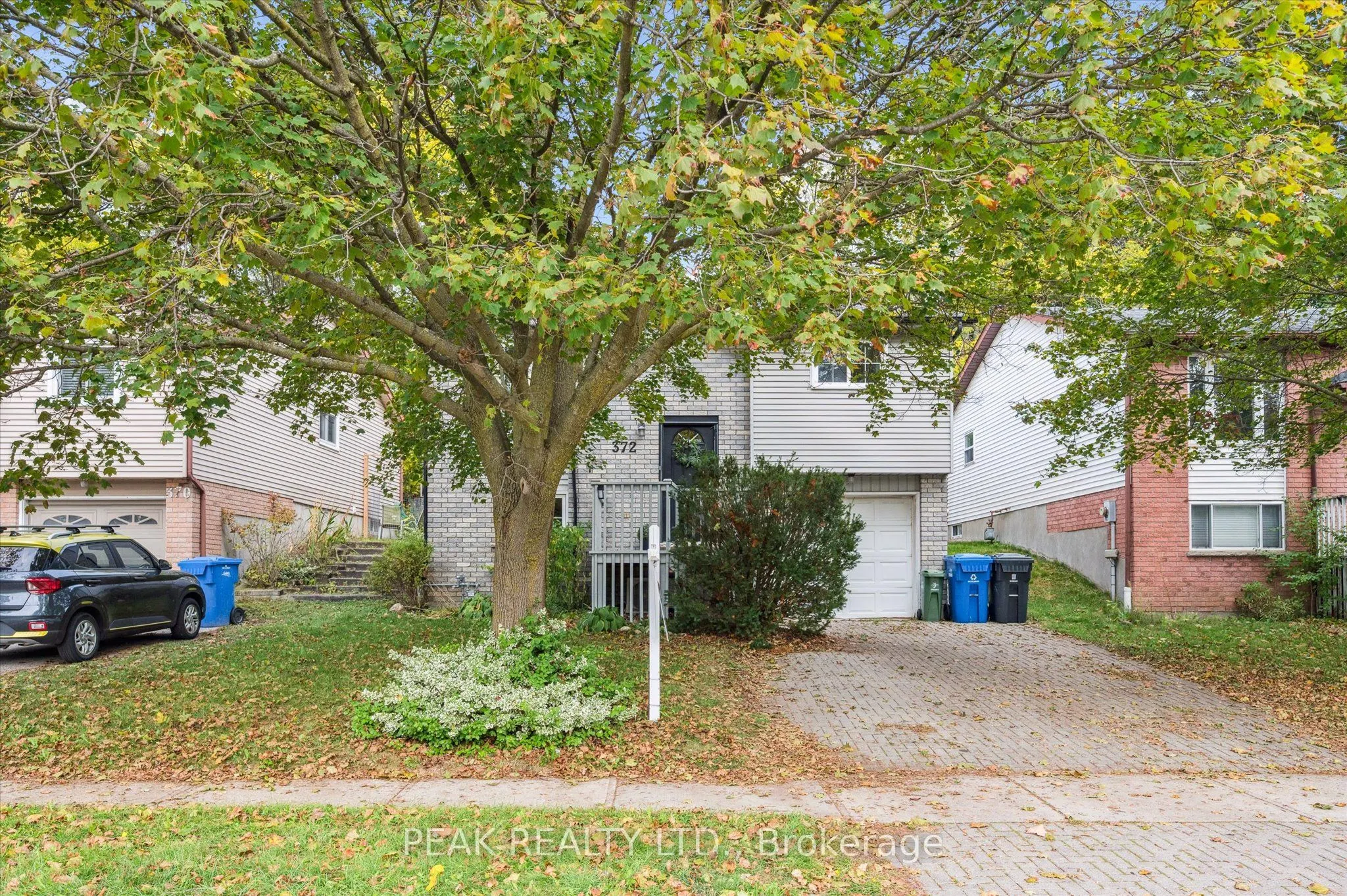 372 Imperial Road S