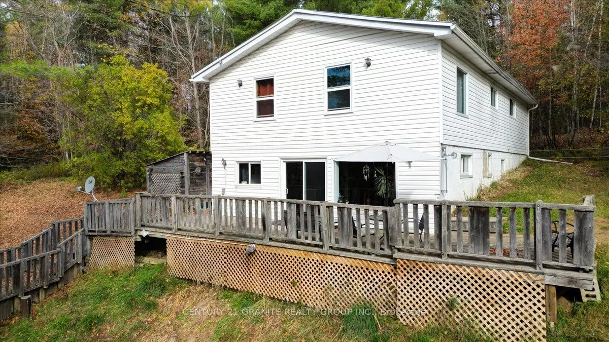 482 Old L'Amable Road