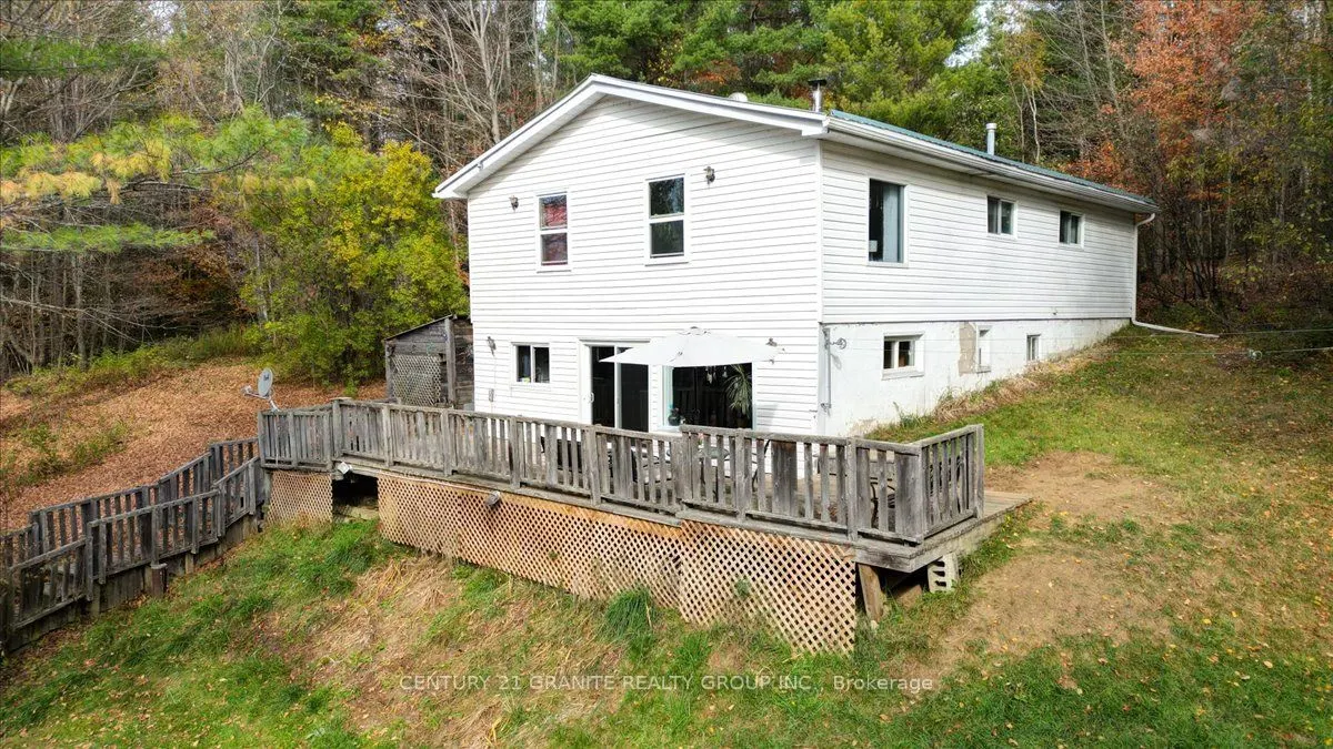 482 Old L'Amable Road