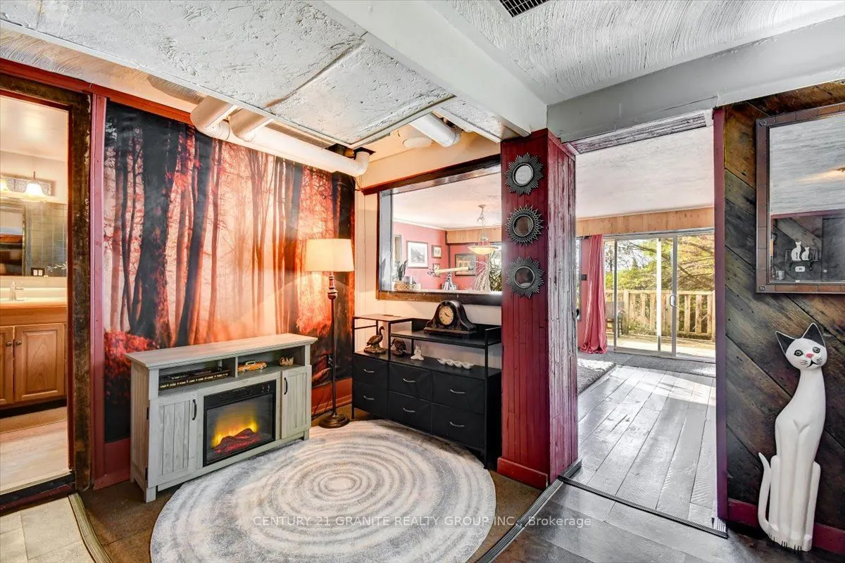 482 Old L'Amable Road
