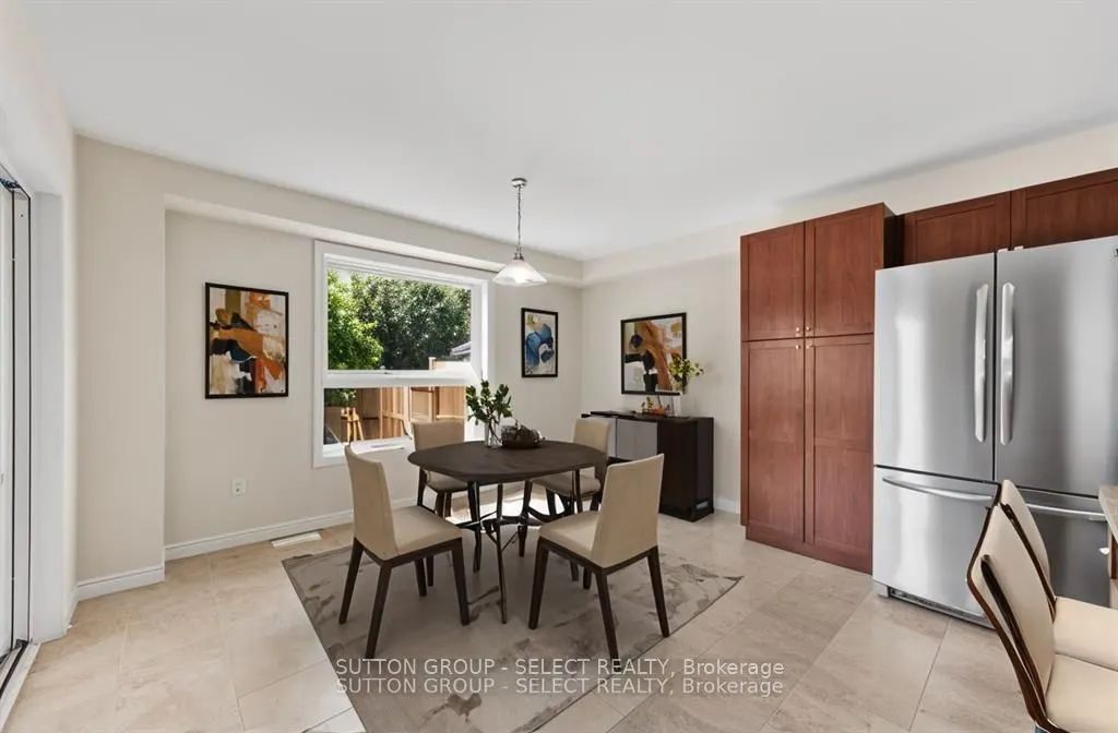 953 Silverfox Crescent