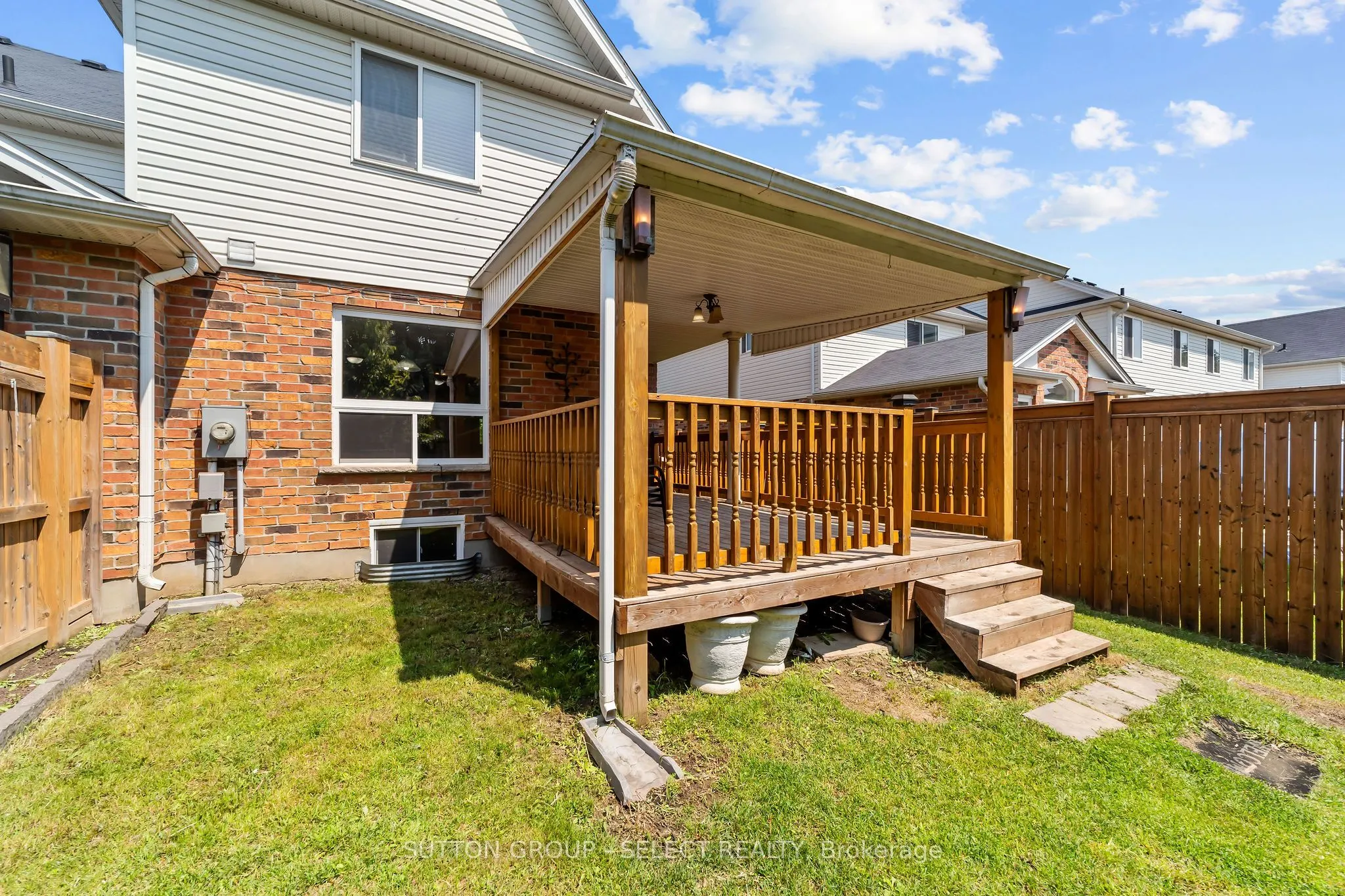 953 Silverfox Crescent