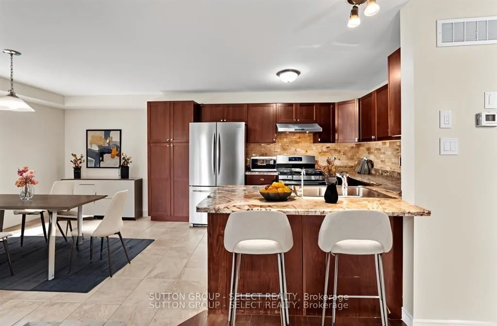 953 Silverfox Crescent