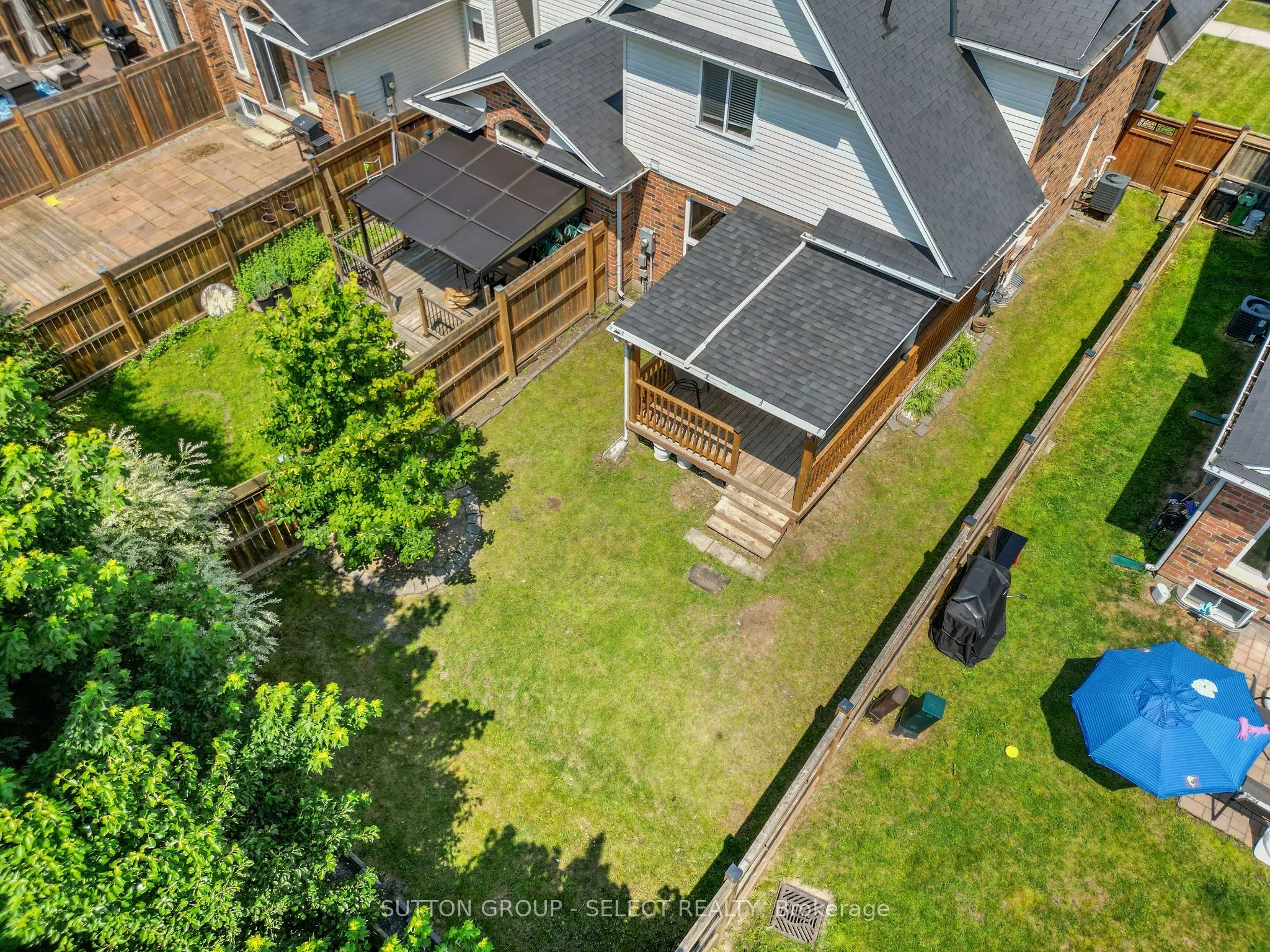 953 Silverfox Crescent