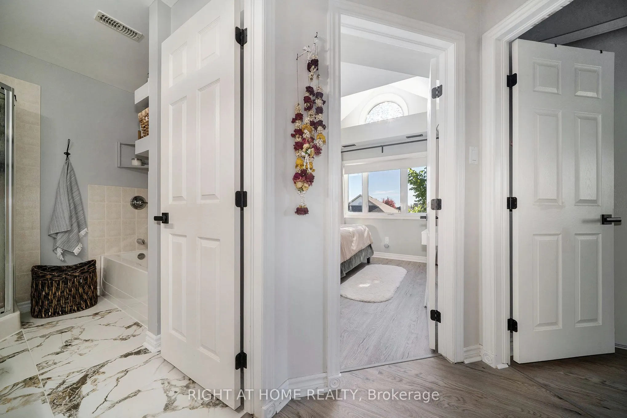 137 Oldfield Street, #C