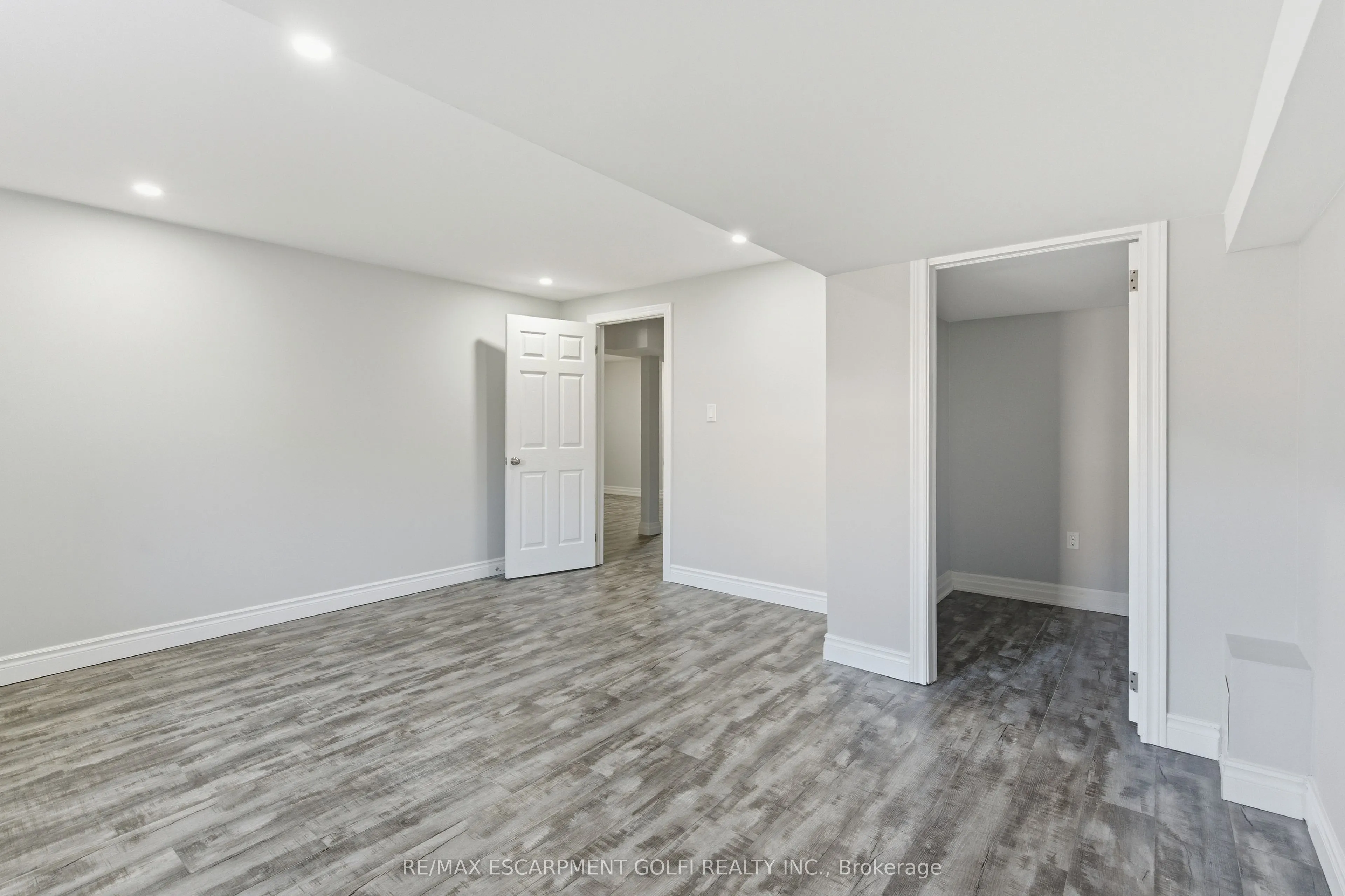 18 Angela Crescent