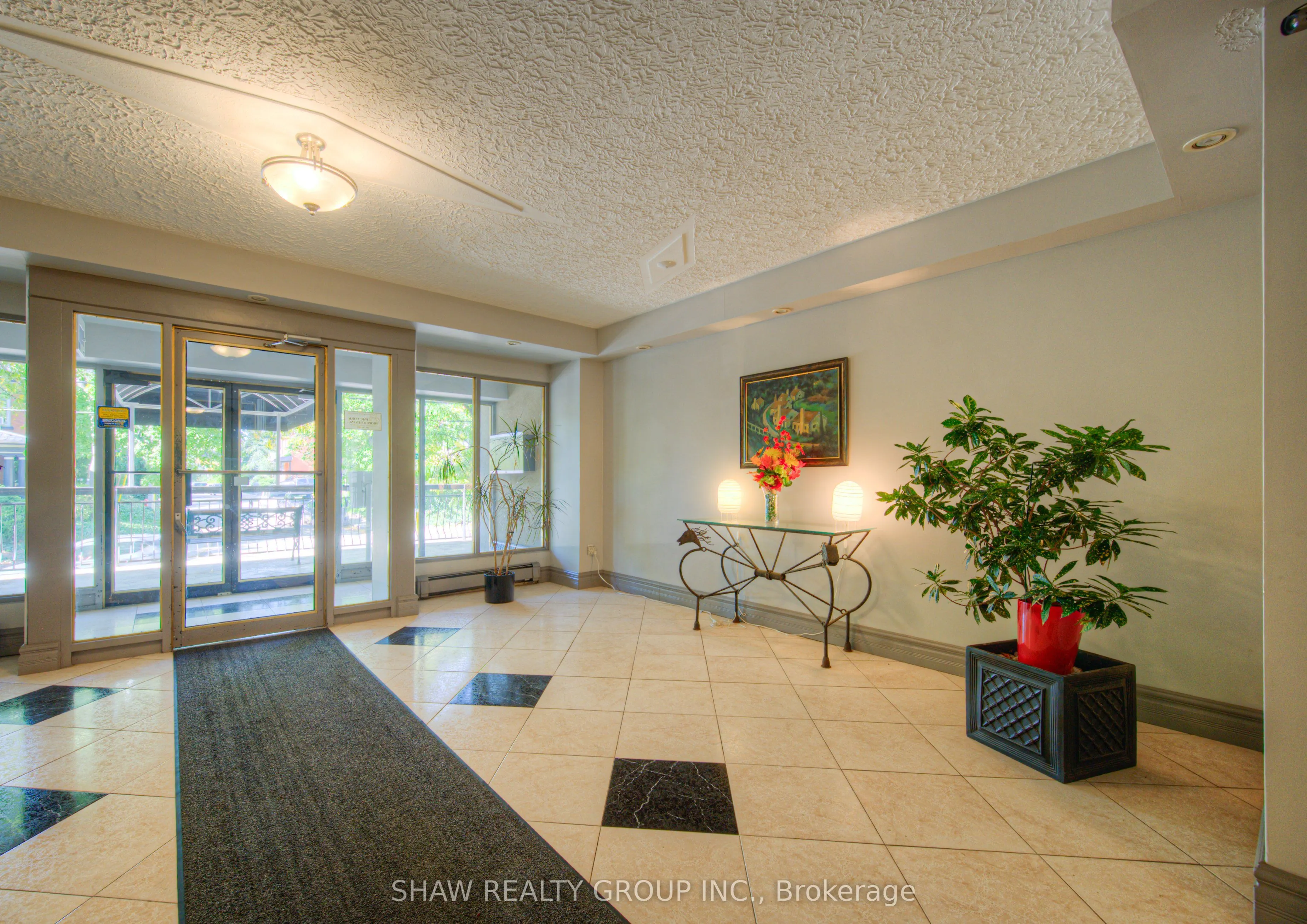 101 Queen Street S, #102
