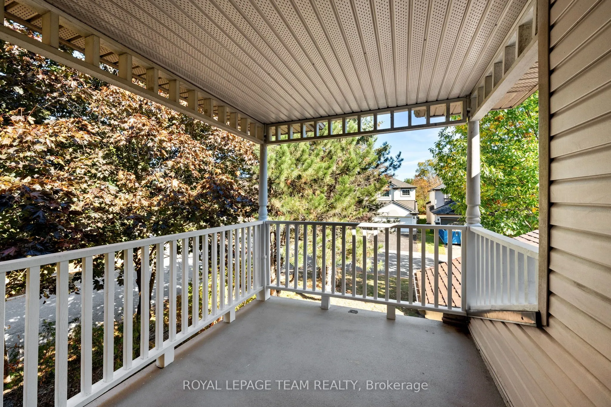 27 Evanshen Crescent