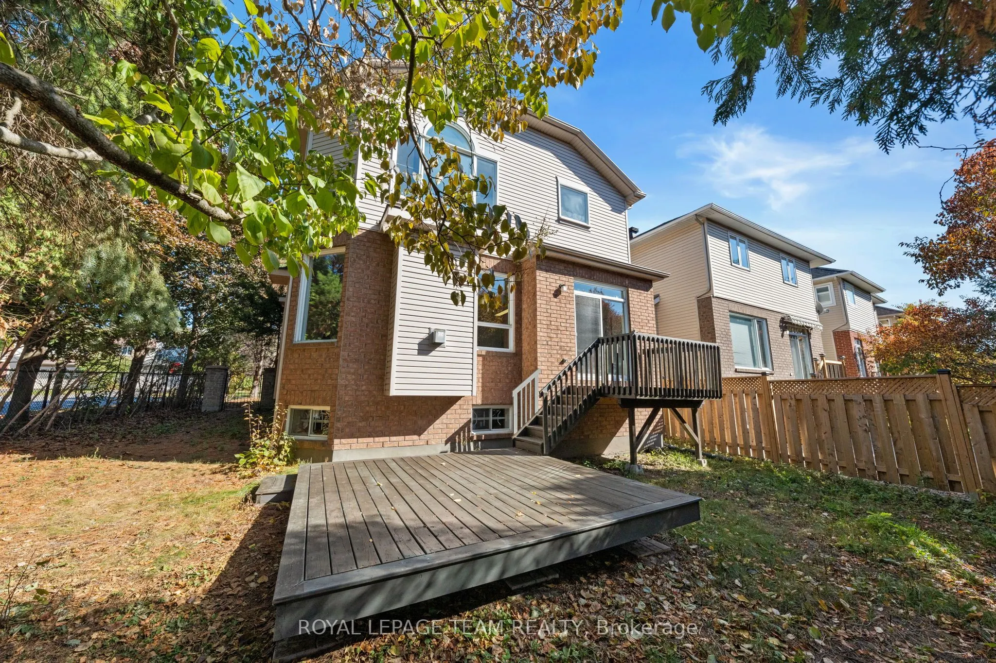 27 Evanshen Crescent