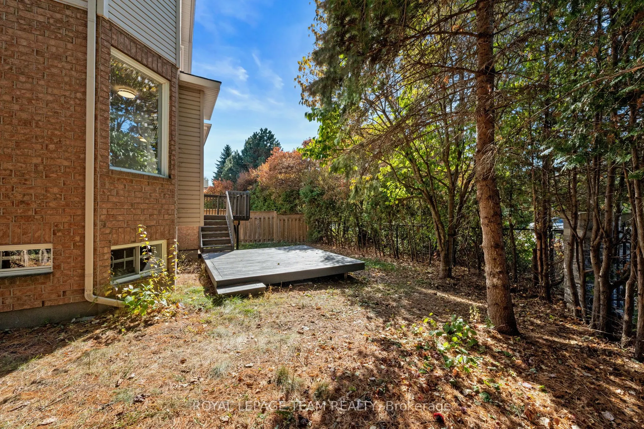 27 Evanshen Crescent