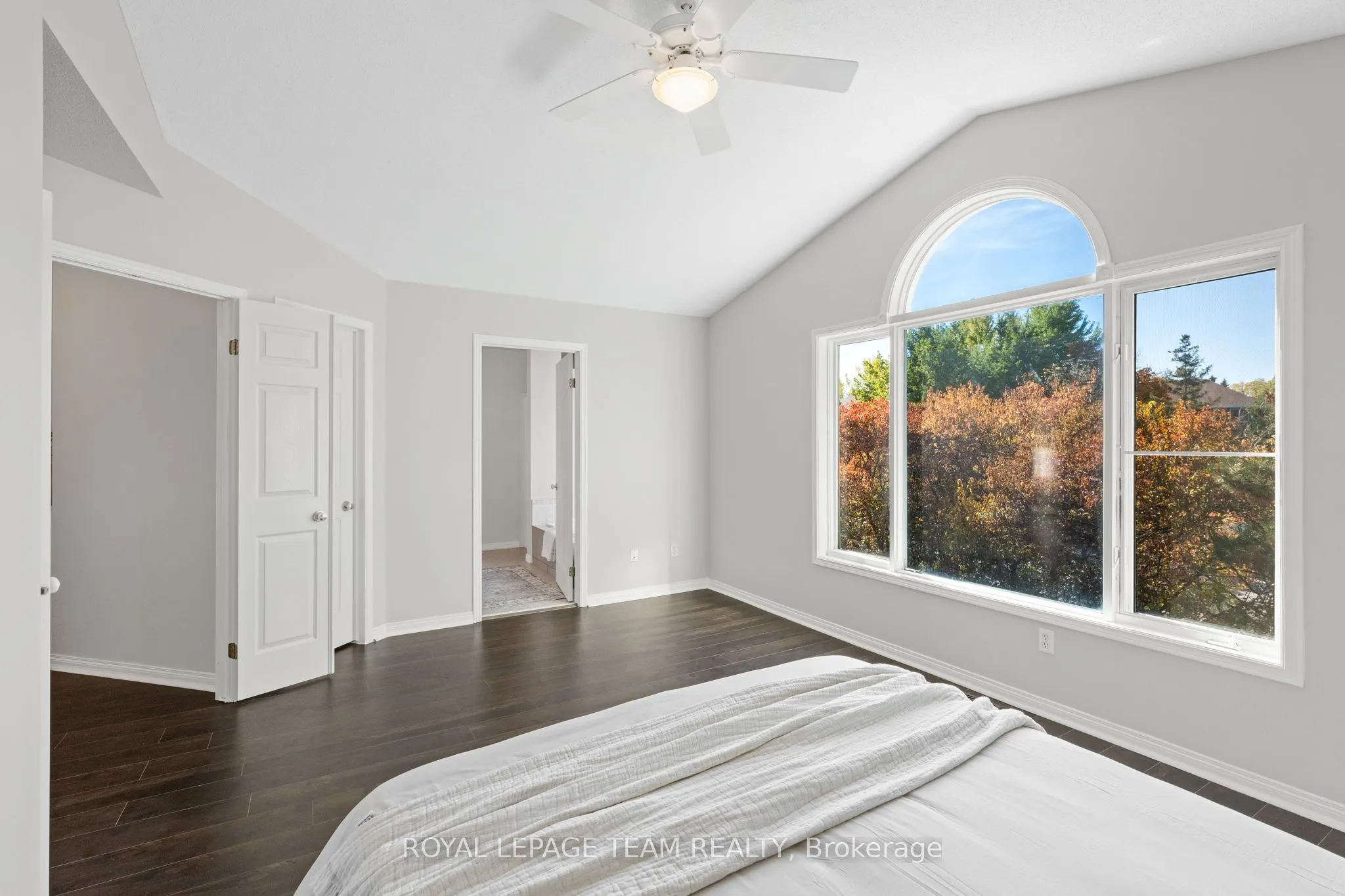 27 Evanshen Crescent
