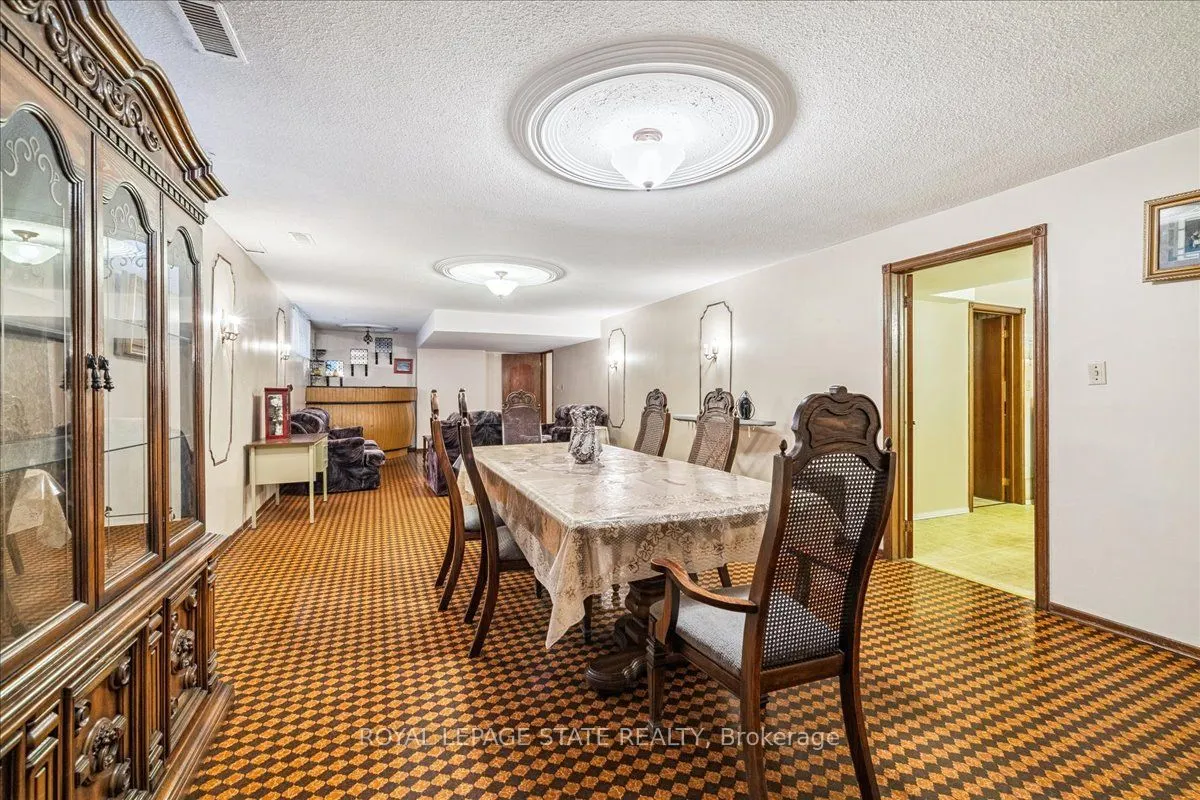 31 Palm Court