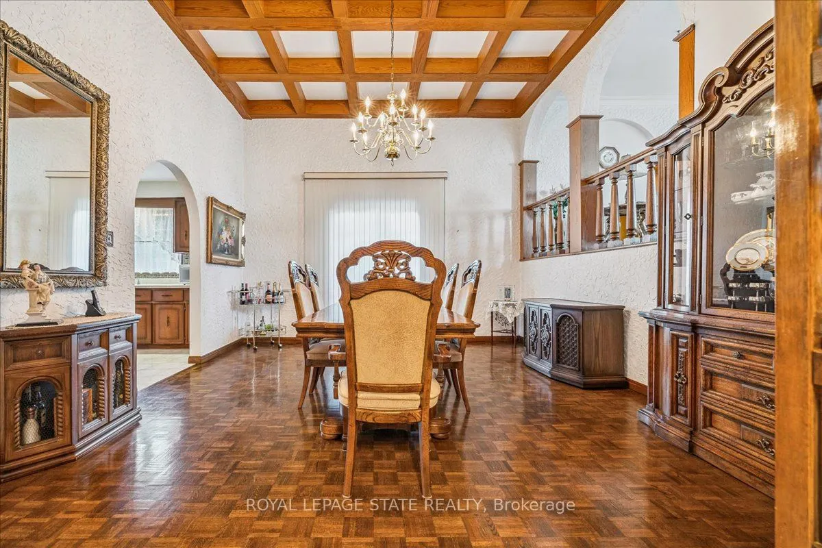 31 Palm Court