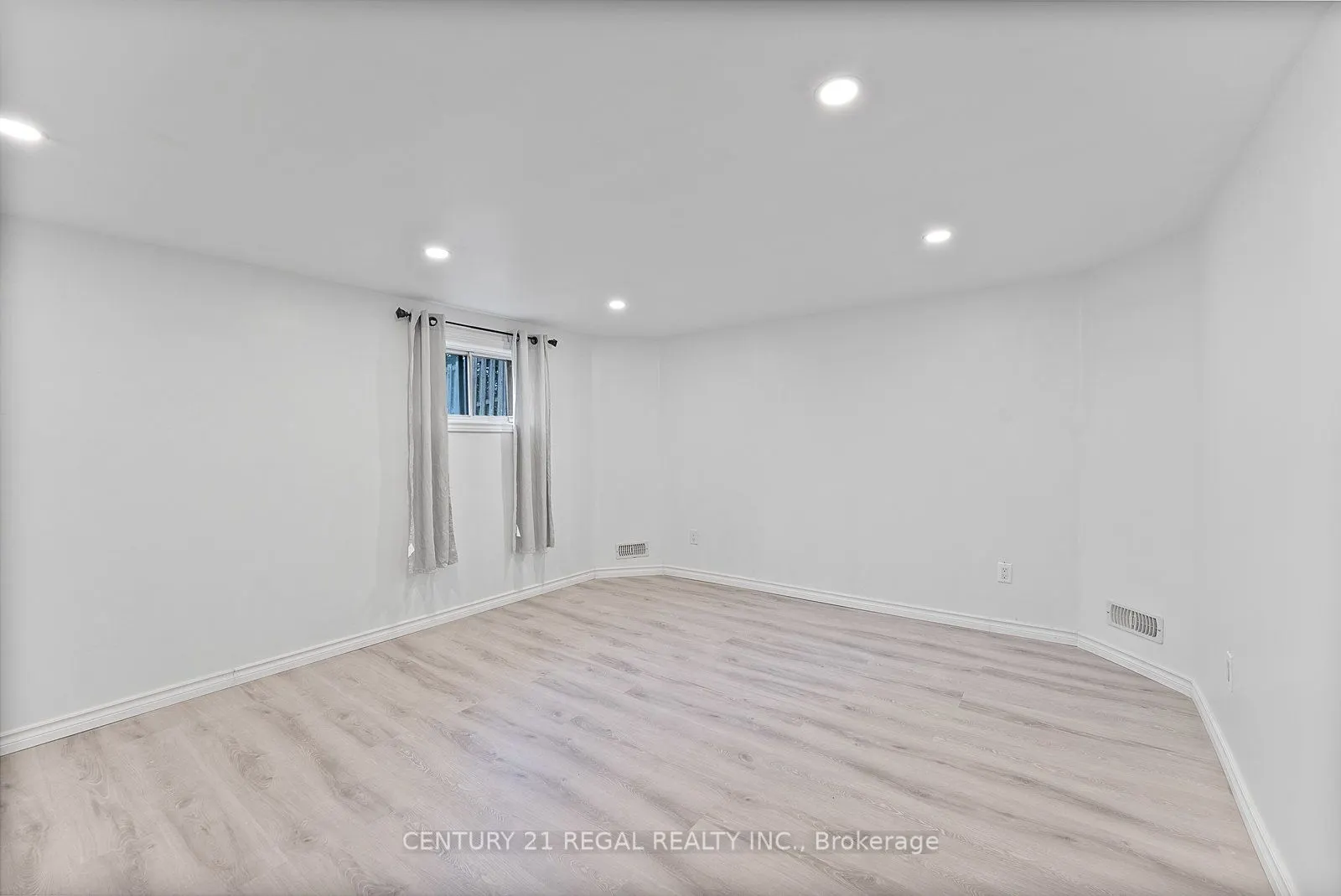 21 Louisa Drive