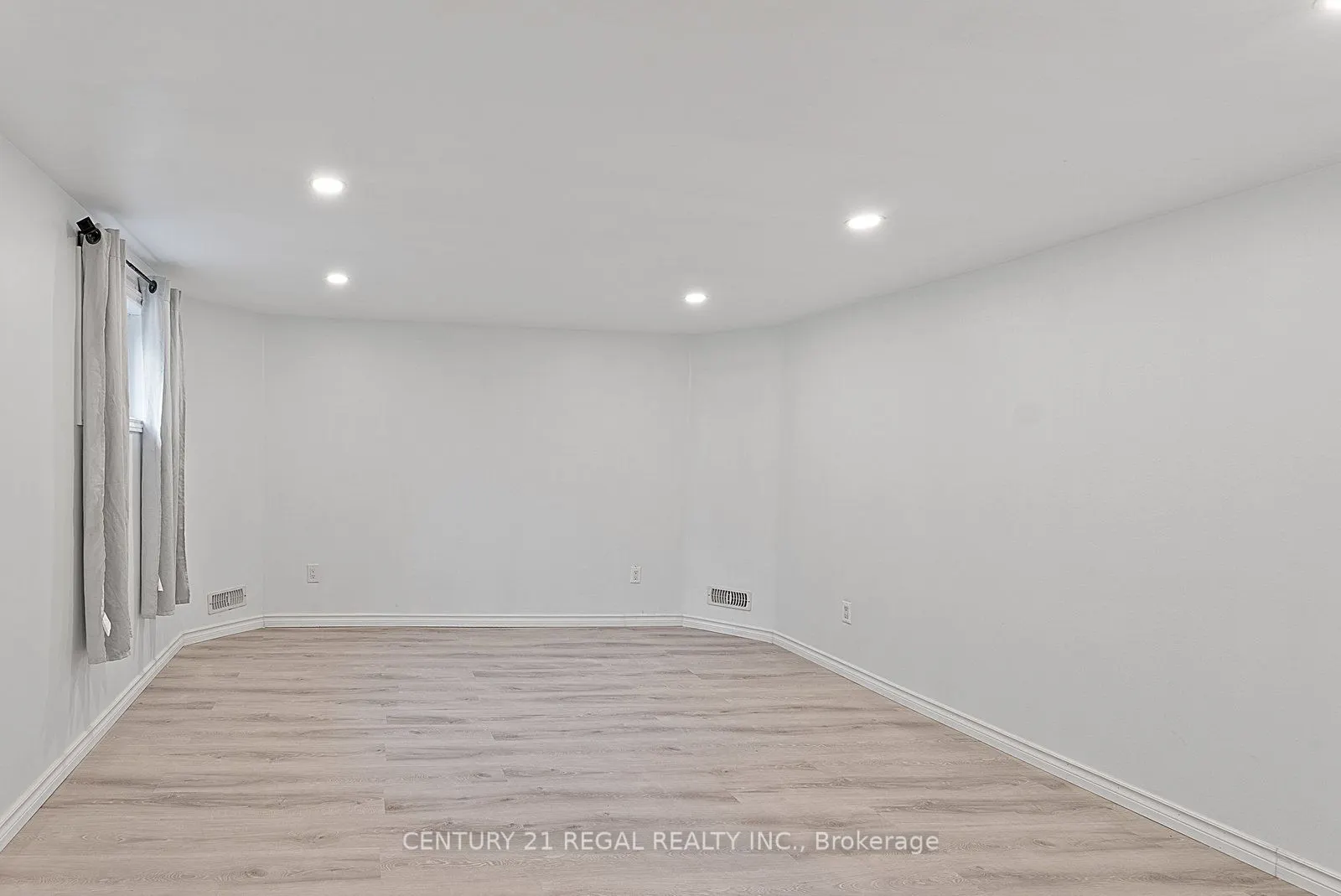 21 Louisa Drive