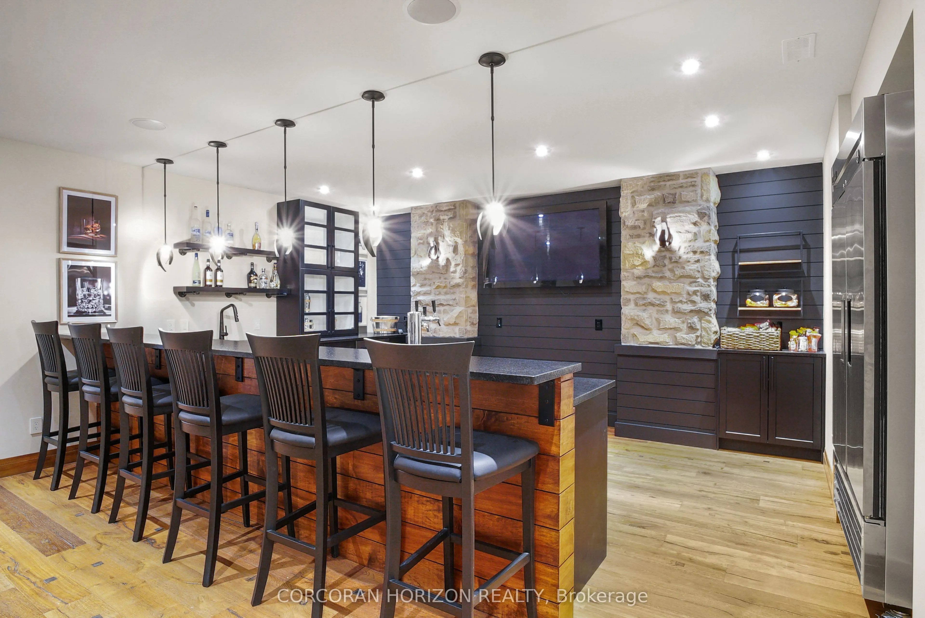 1546 Maryhill Road