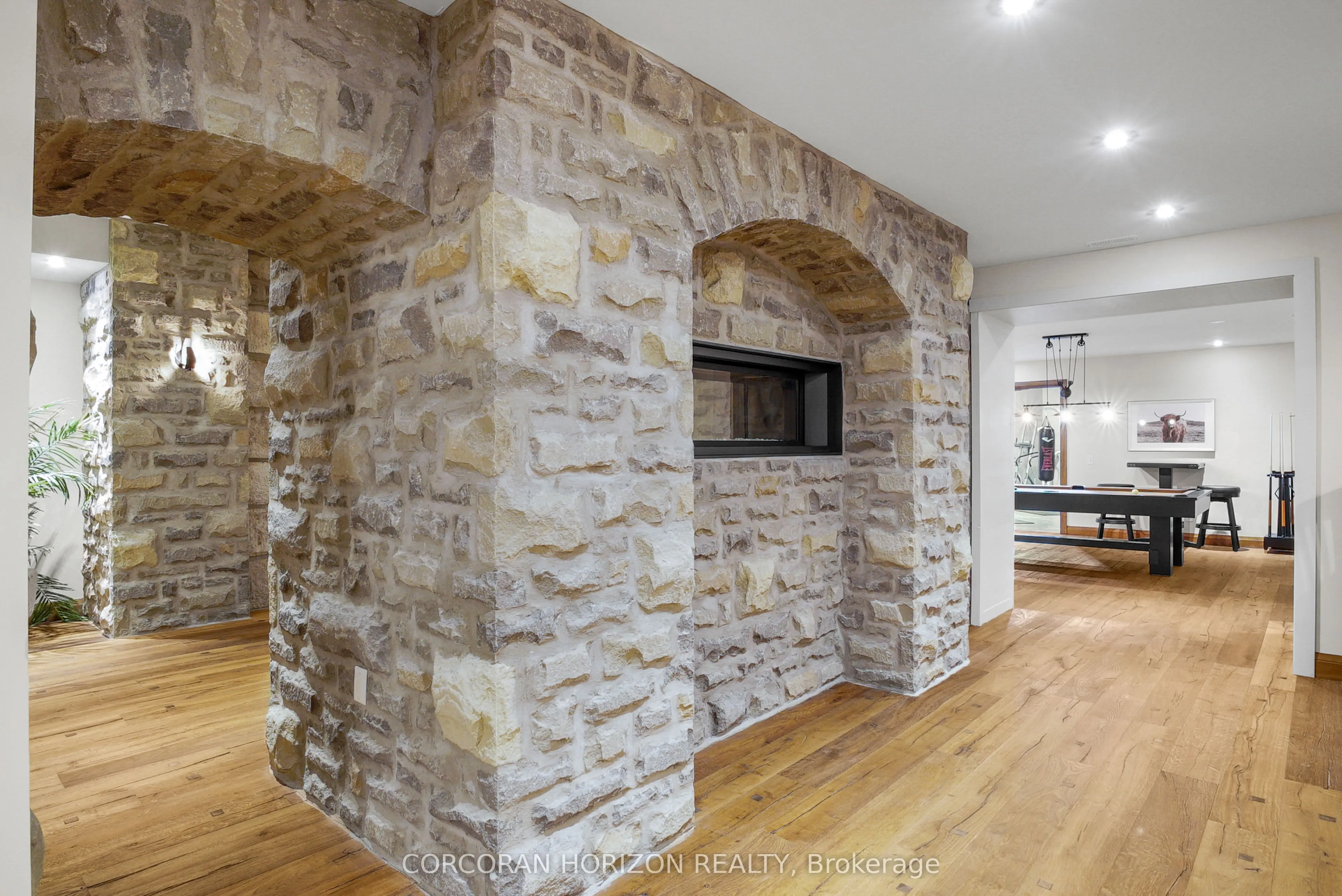 1546 Maryhill Road