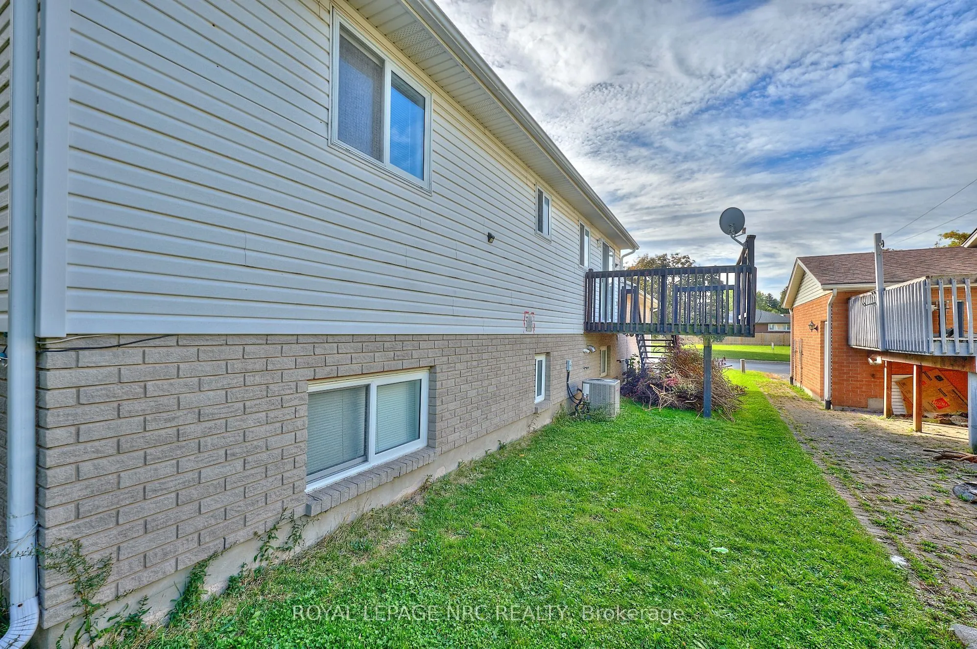 4431 MONTROSE Road