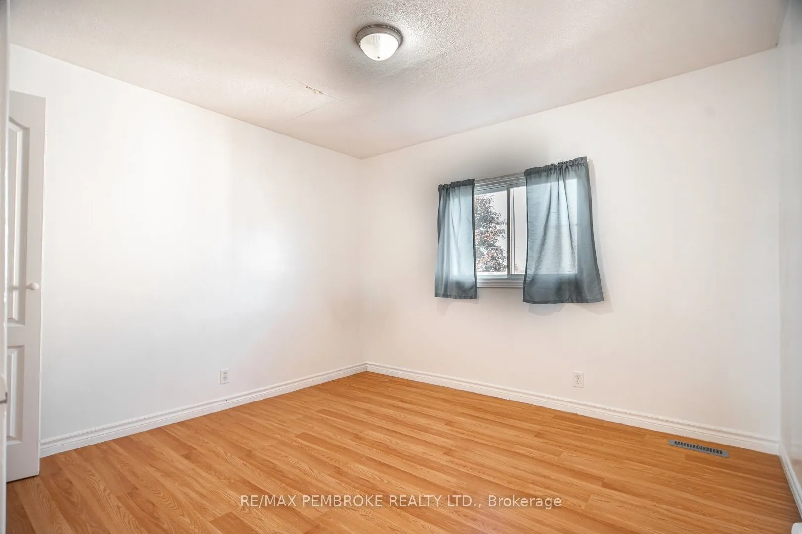 255 Mckenzie Avenue