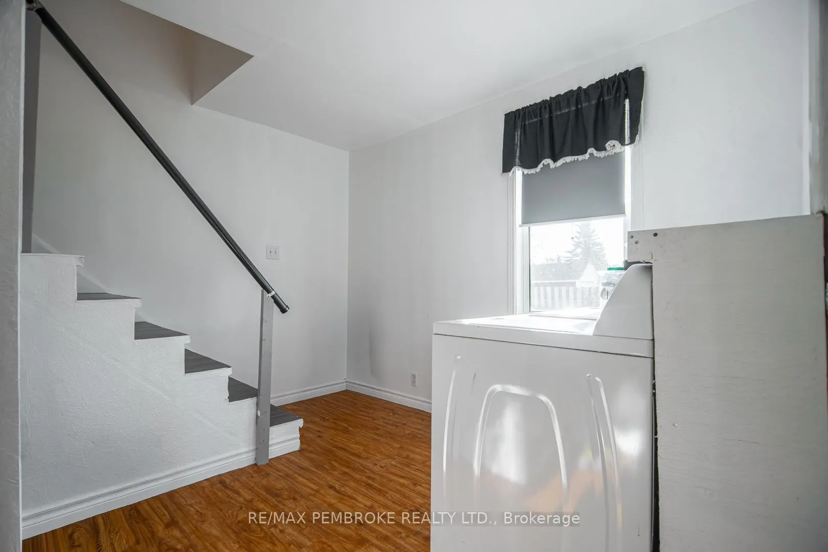 255 Mckenzie Avenue