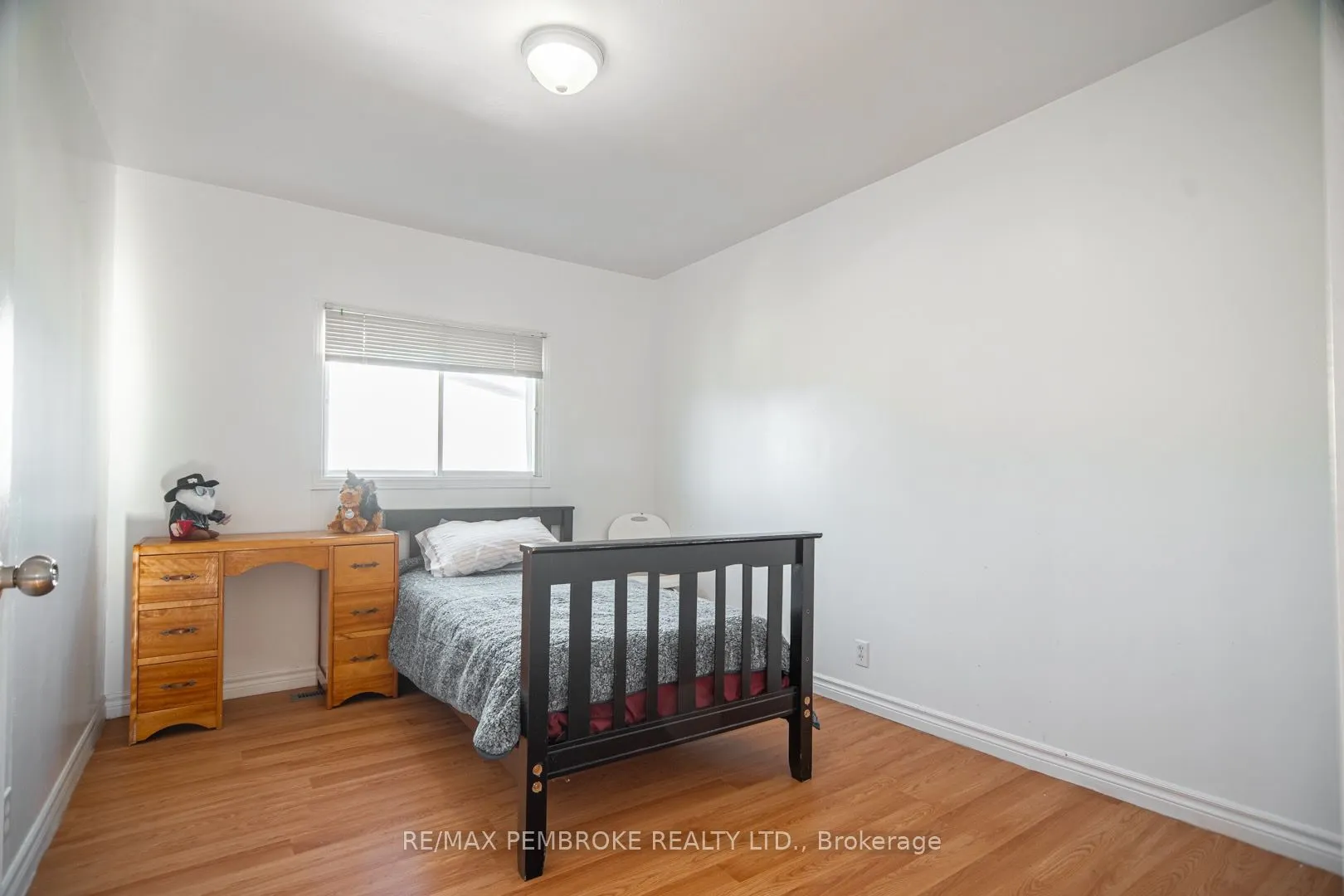 255 Mckenzie Avenue