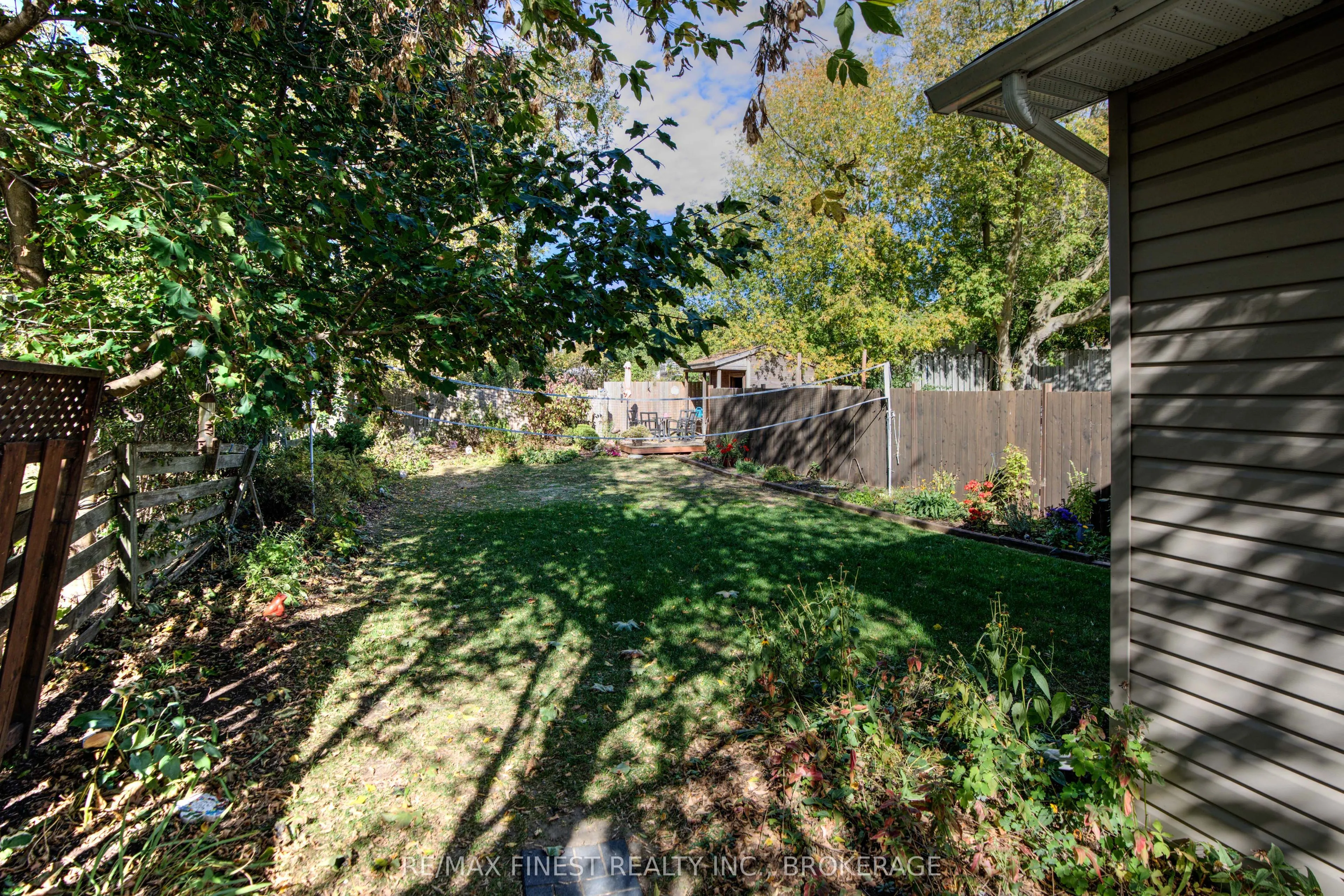609 Union Street