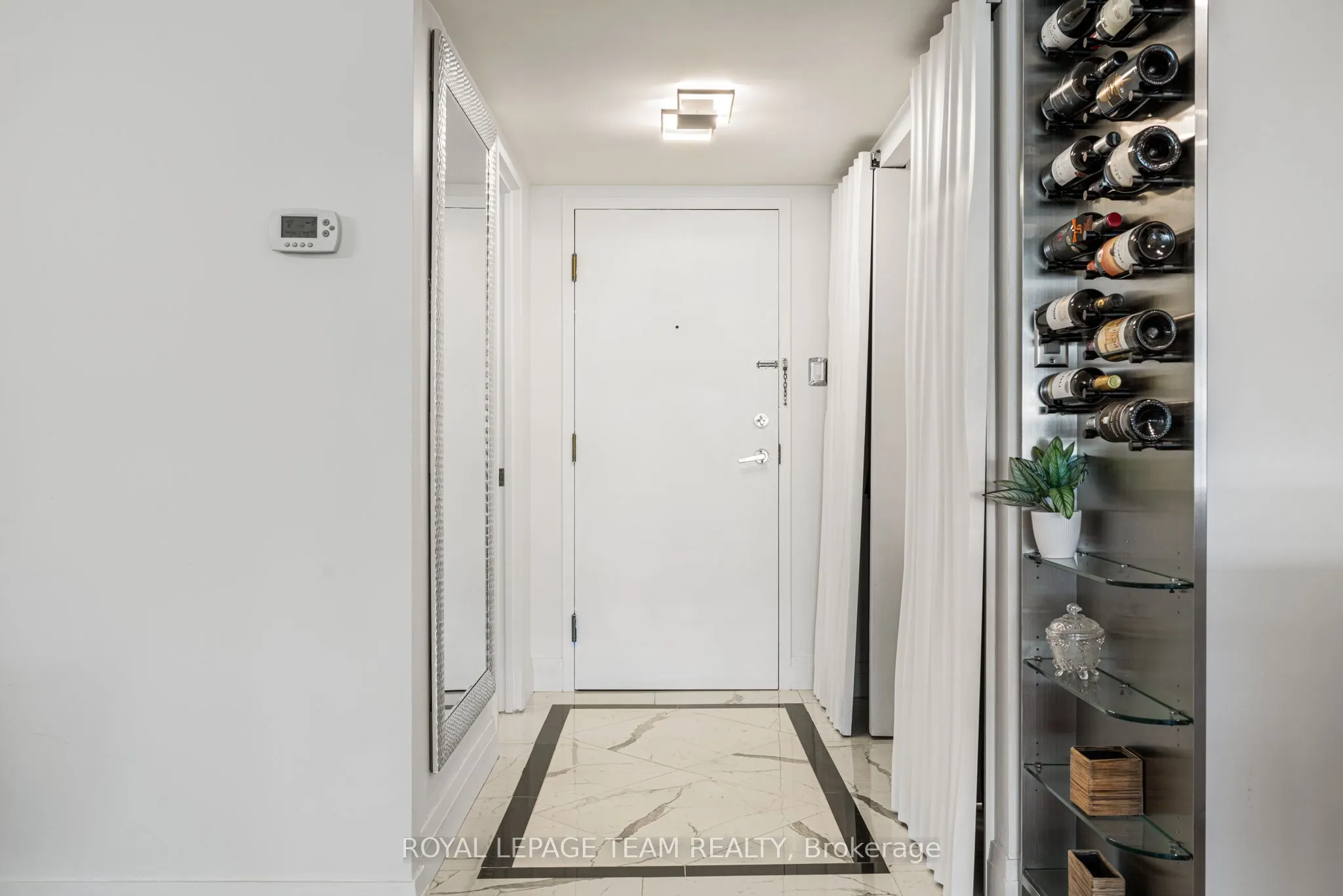 1510 Riverside Drive, #401