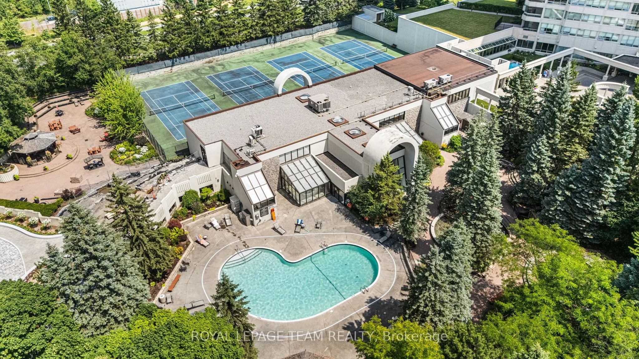 1510 Riverside Drive, #401