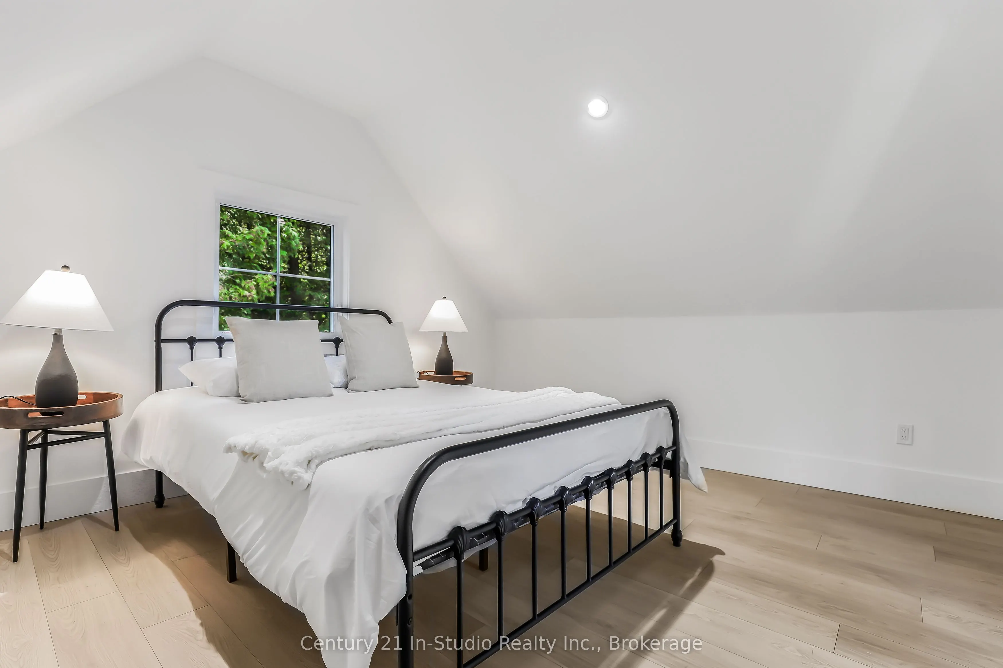 193 Tamarac Road